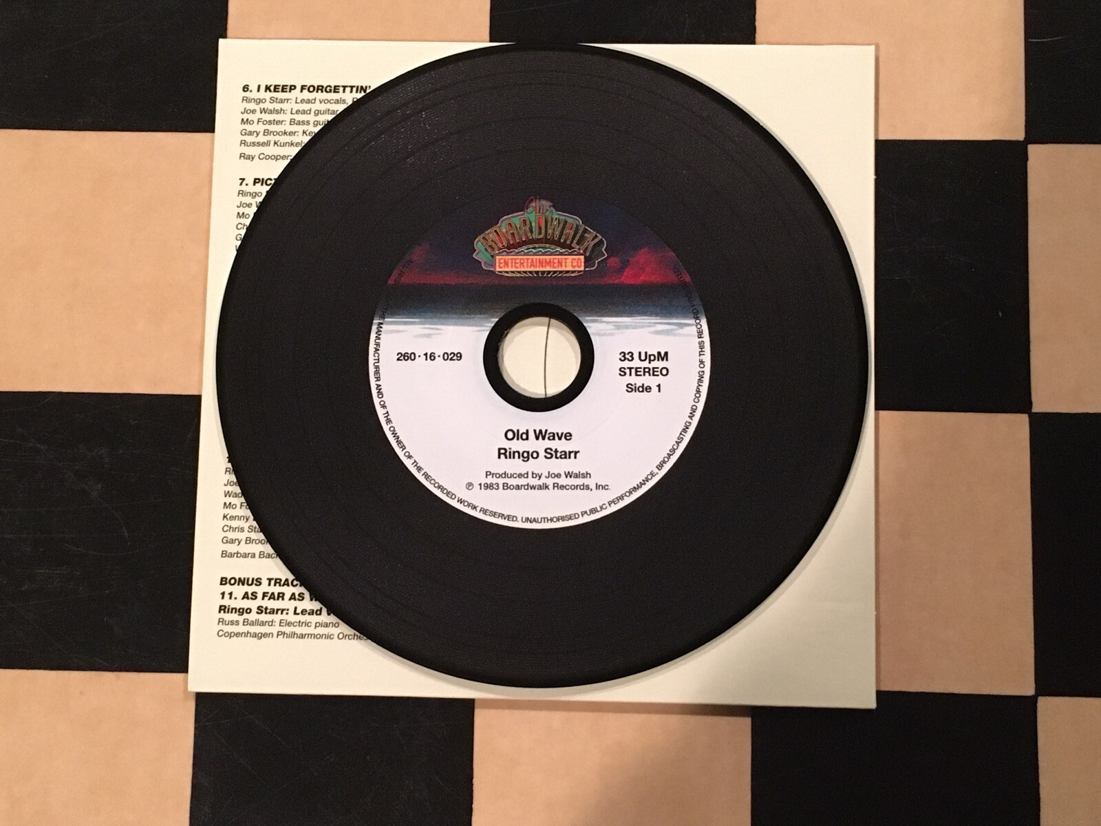 RINGO STARR OLD WAVE RSD Black Friday 2022 CD (played once) [limited to 500]