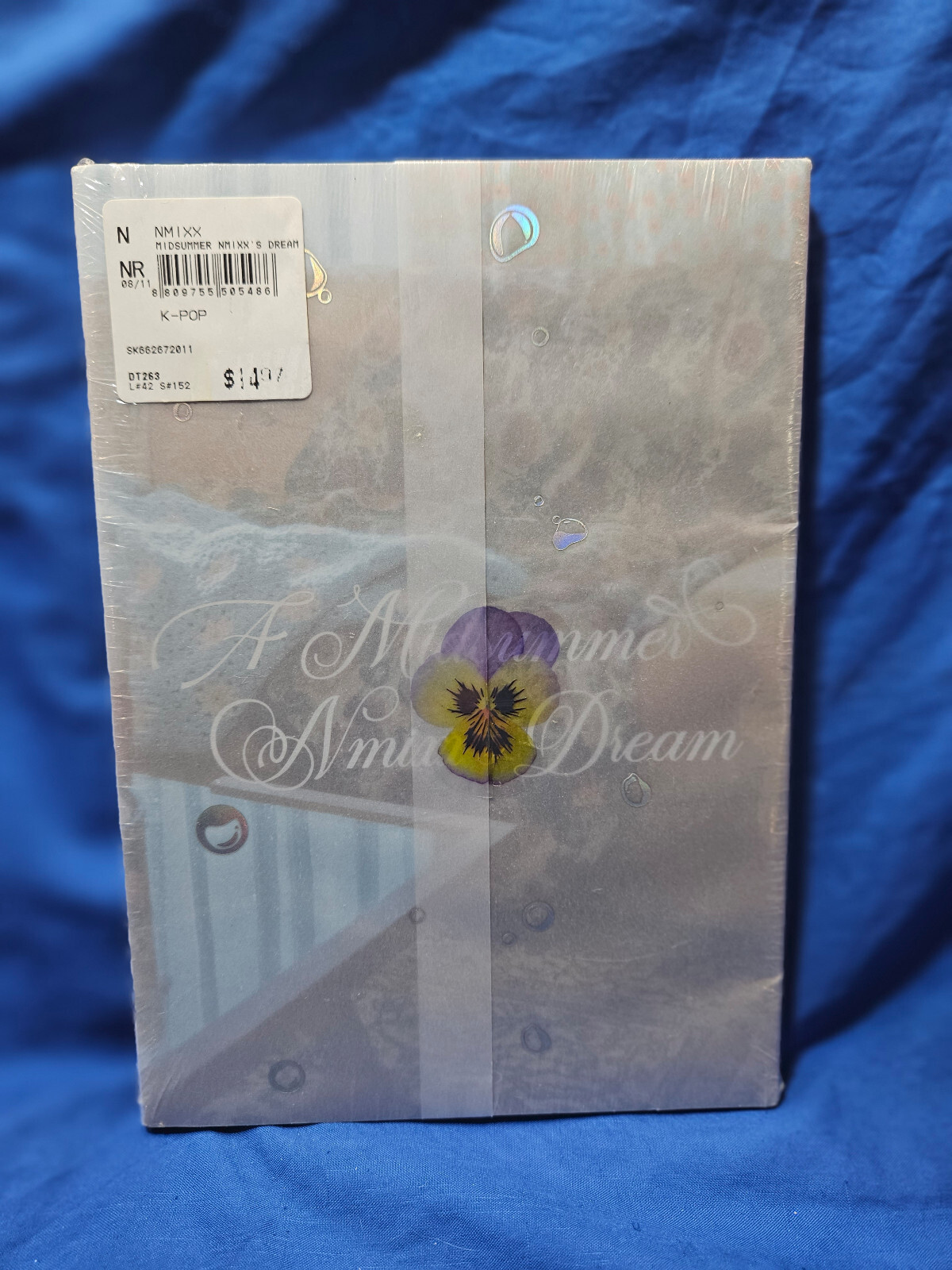 JYP Entertainment NMIXX A Midsummer NMIXX’s Dream CD 2023