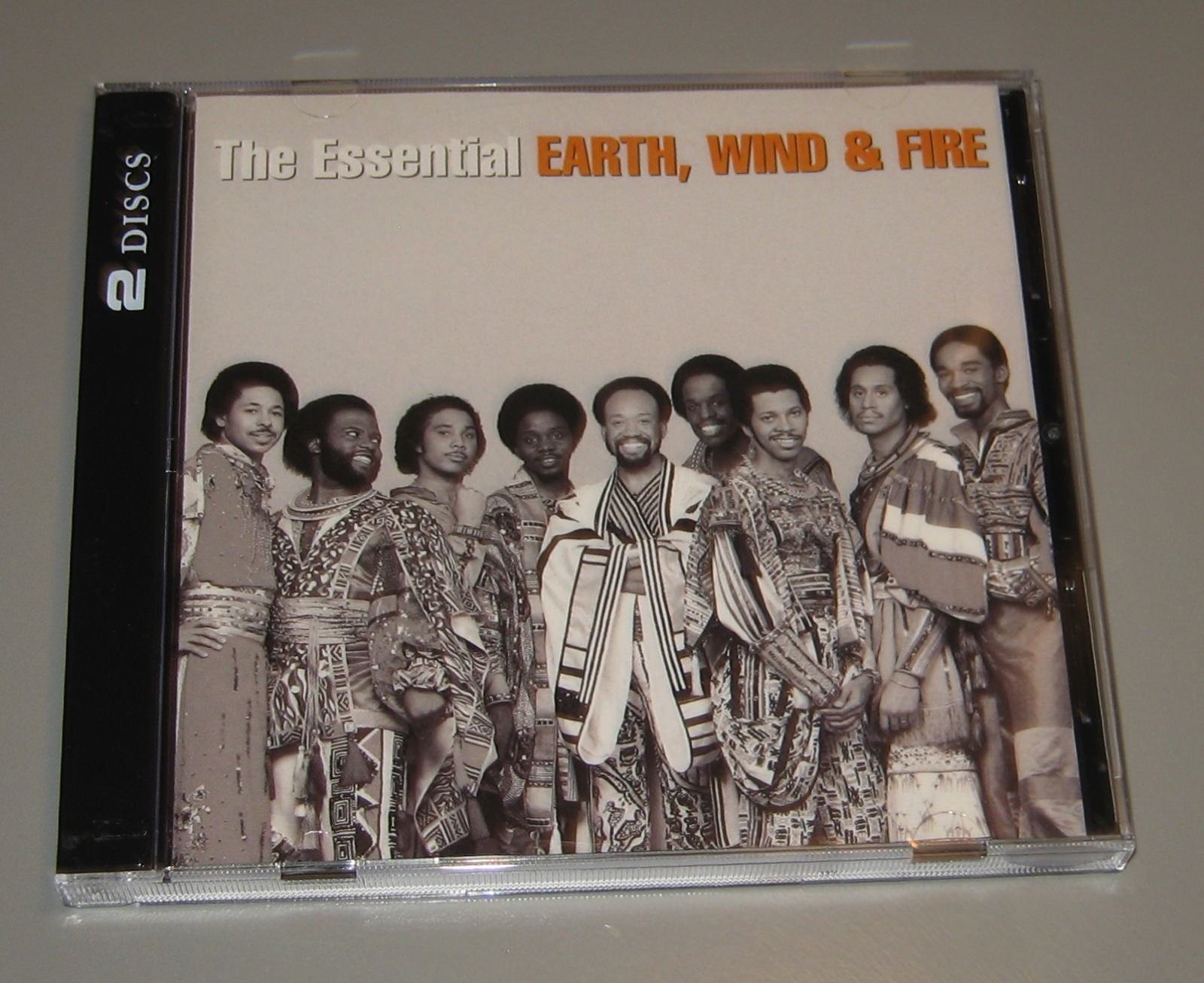 Earth, Wind & Fire - The Essential Earth, Wind & Fire (CD, 2014, 2 Discs)