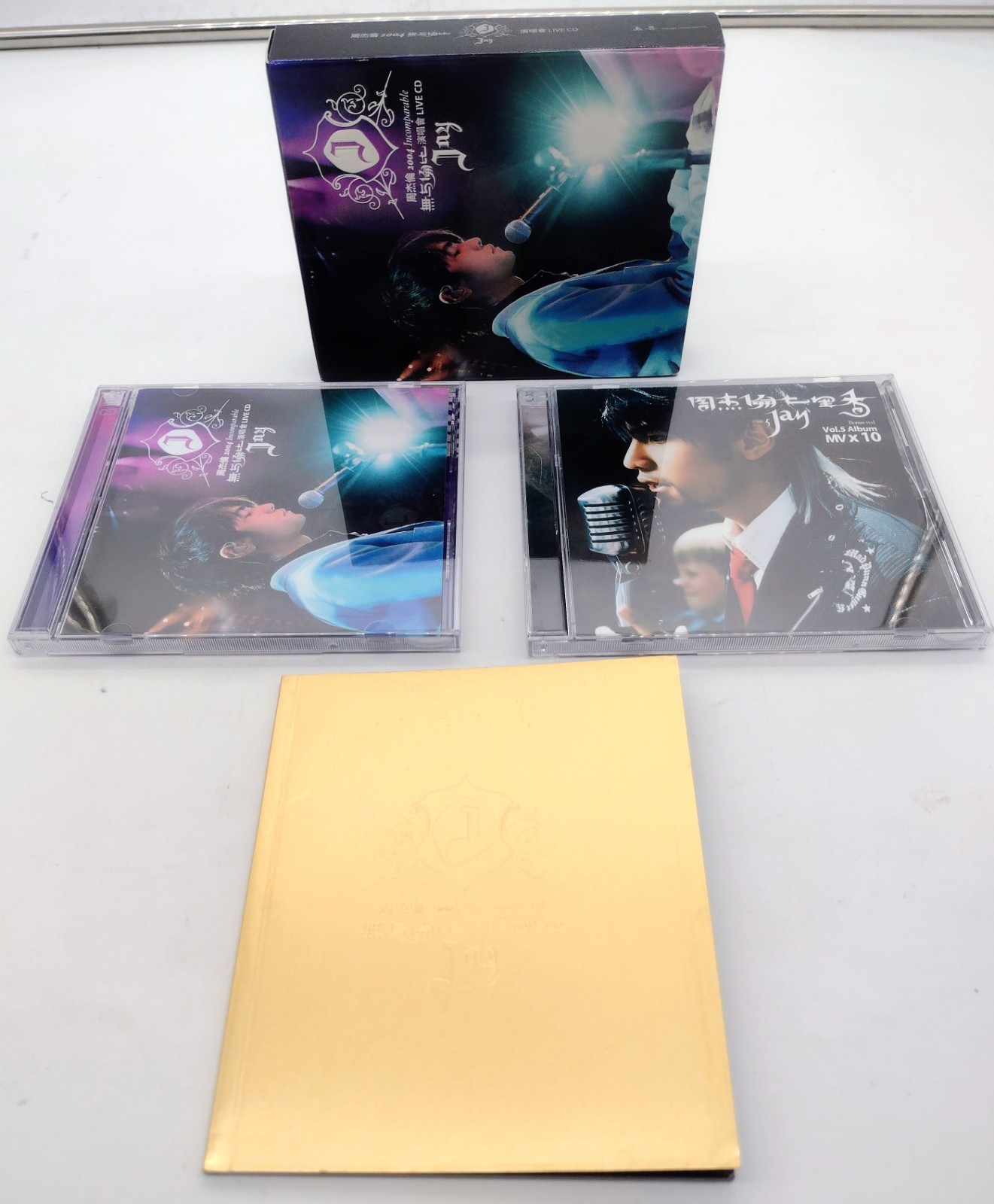 Jay Chou 2004 Incomparable Live 2 CD + VCD with Box Slipcase 周杰伦