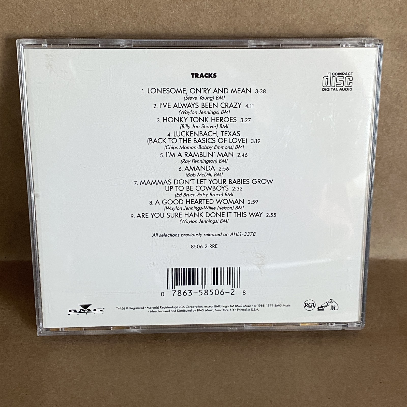 Waylon Jennings Greatest Hits CD RCA Records Country Music Mint Disc