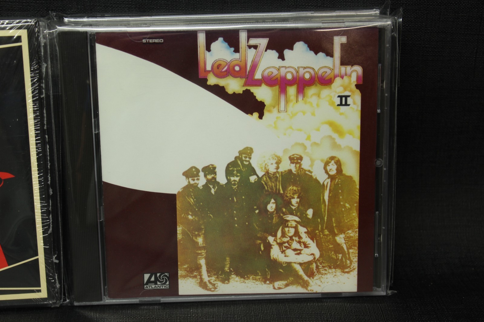 Led Zeppelin Lot of 9 CDs CD Door, Houses, 2,3, Coda, Mothership, Physical etc..
