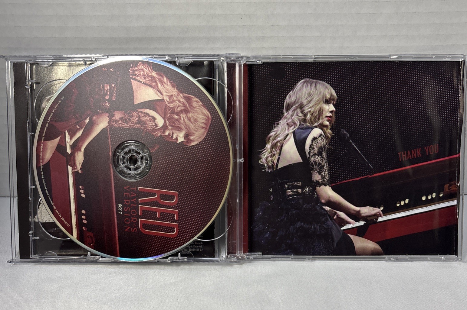 Taylor Swift - Red (Taylor's Version) - CD (2) “READ”