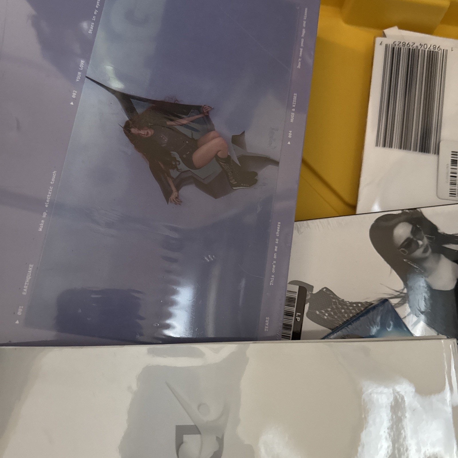 Lot of 25+ K-Pop Albums tomorrow Aespa 17 etc. No photocards