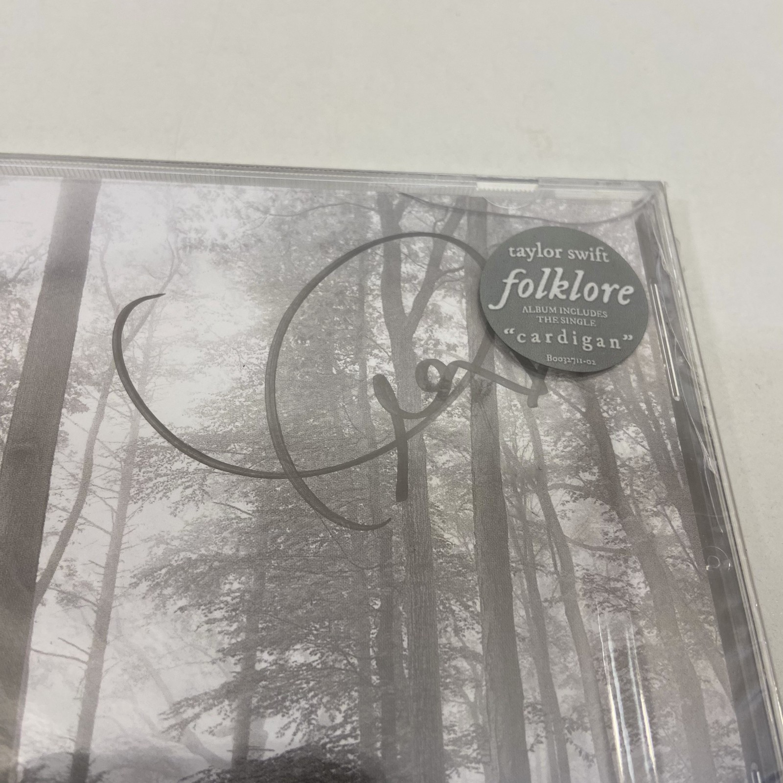 Folklore SIGNED Taylor Swift 2020 SEALED CD Includes Cardigan Republic Records