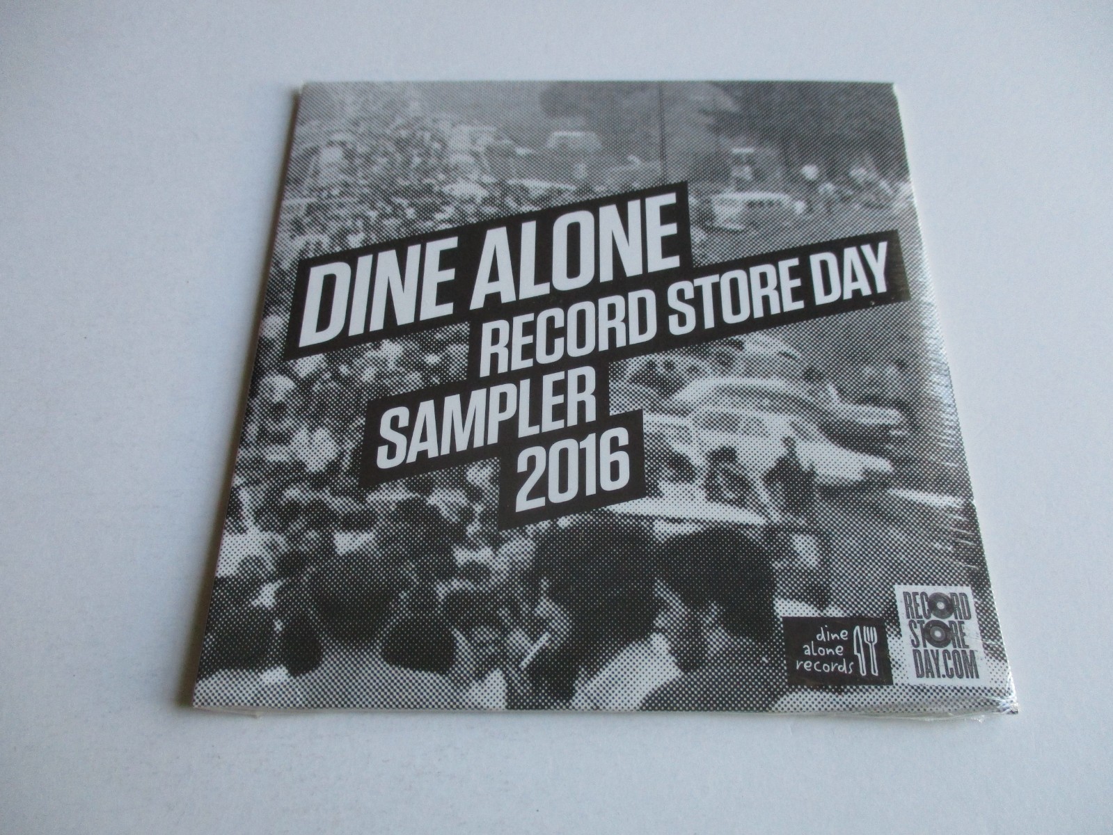 DINE ALONE Record Store Day Sampler 2016 CD Sampler 14 Tracks NEW