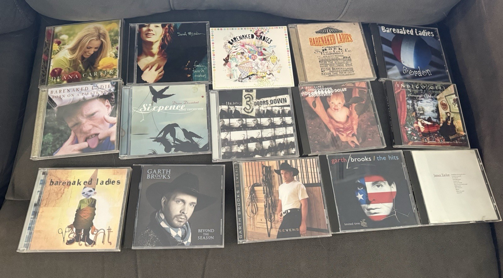 CD Collection. Lot of Over 140 CDs. Various Artists. 90’s 80’s Mixed Genres
