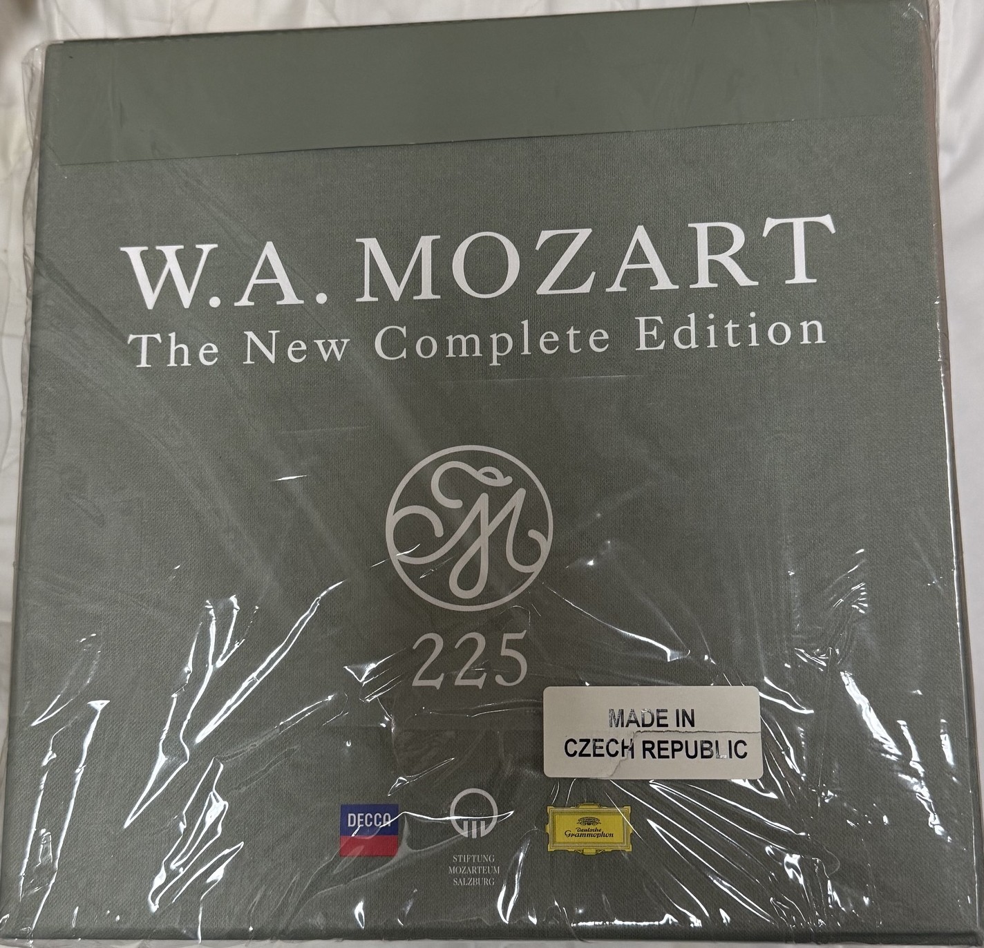 Mozart 225 The New Complete Edition CD Box Set Brand New! Factory-Sealed!