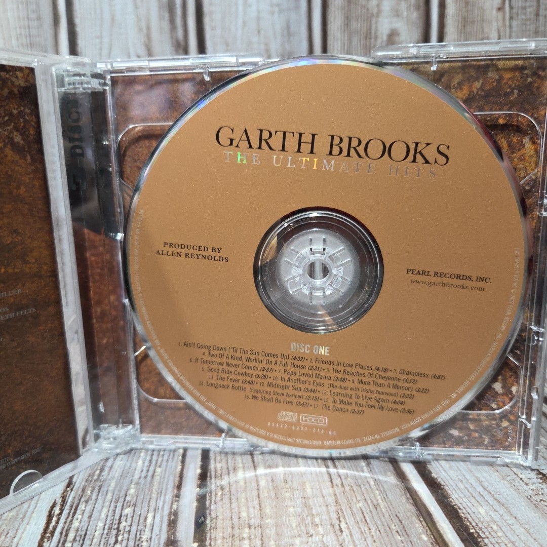 Garth Brooks - The Ultimate Hits (Pearl Records, 2007) 2-CD'S +1 DVD Ships Fast!