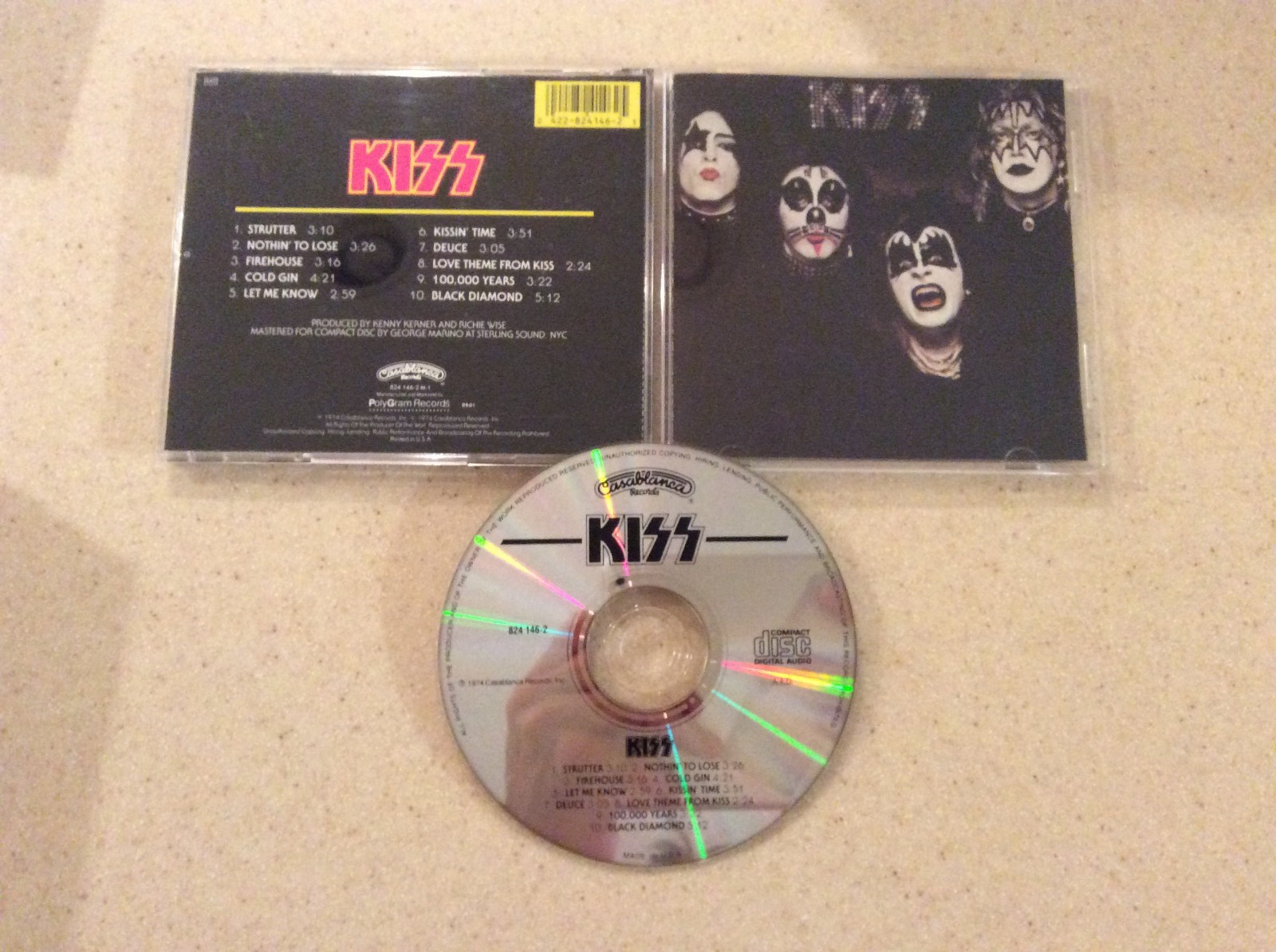 Kiss S/T Self Titled Debut First CD 1974 Casablanca Paul Stanley Ace Frehley