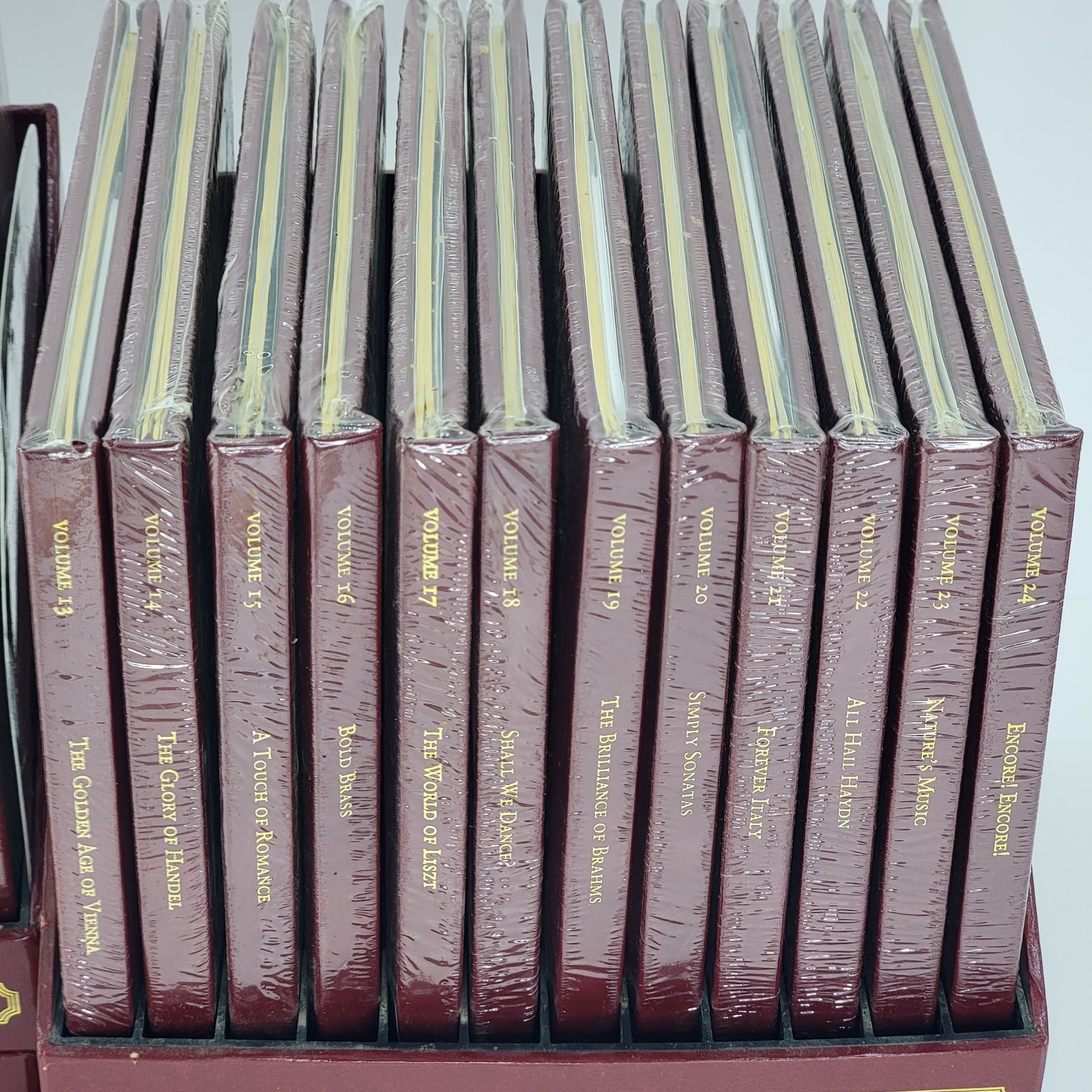 Masterpiece Ultimate Classical Library complete box set Vol 1-24 cds music books