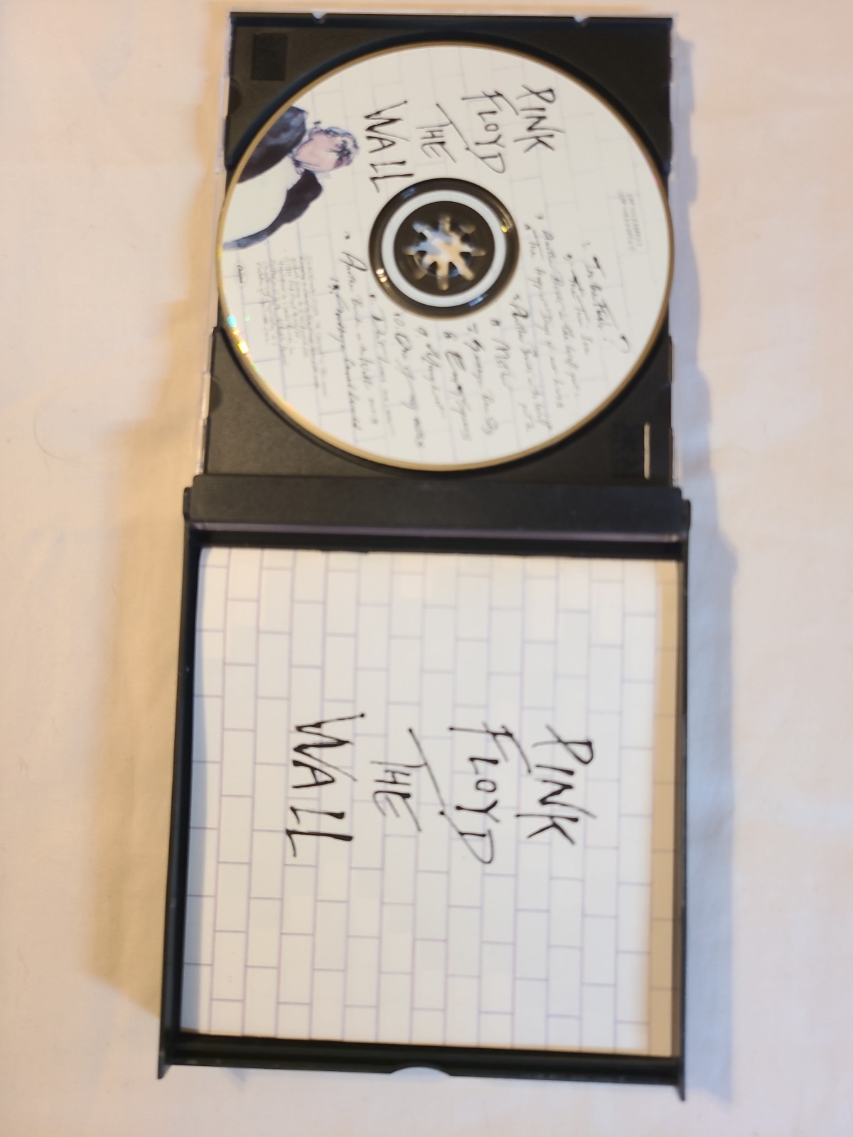 Pink Floyd - The Wall CD 2 Disc Set Double Jewel Case w/ Booklet Cap. Nm