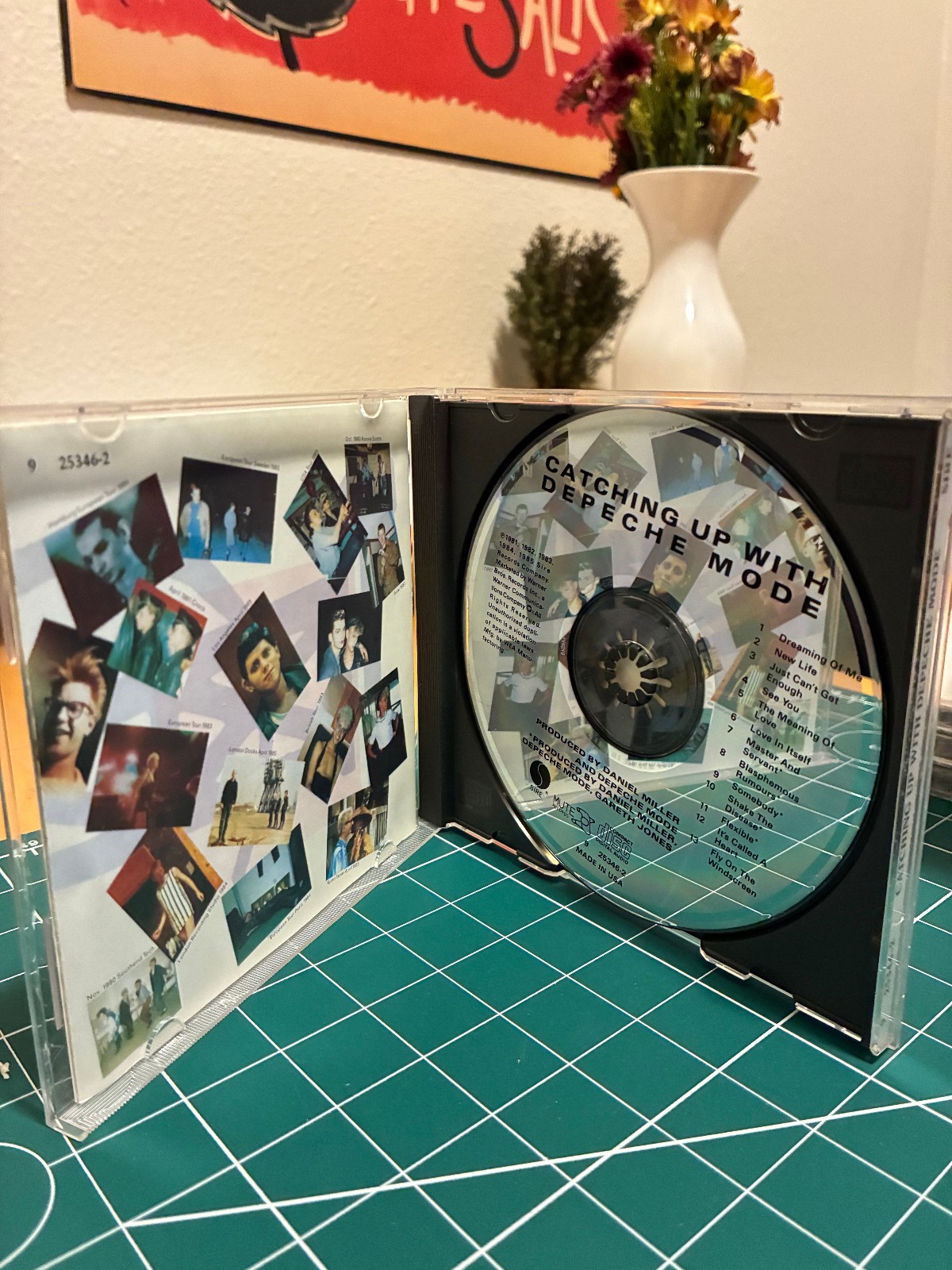 Depeche Mode: Catching Up with Depeche Mode (CD – VG) – New Wave Synth-Pop