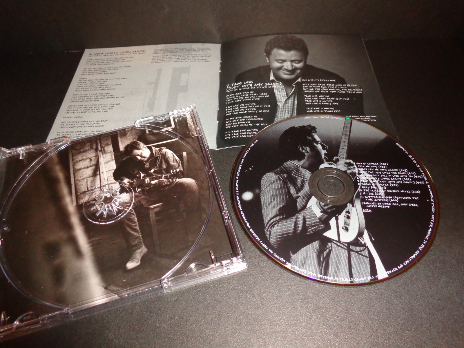 GUITAR SLINGER by VINCE GILL-Rare PROMOTIONAL CD w/ CMA Magazine Feature--CD