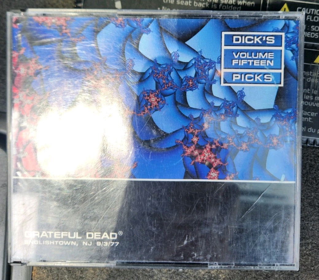 Grateful Dead - Dick's Picks VOL 15 - 3 CDs - GDCD 4035 - 1999 Edition - 9/3/77