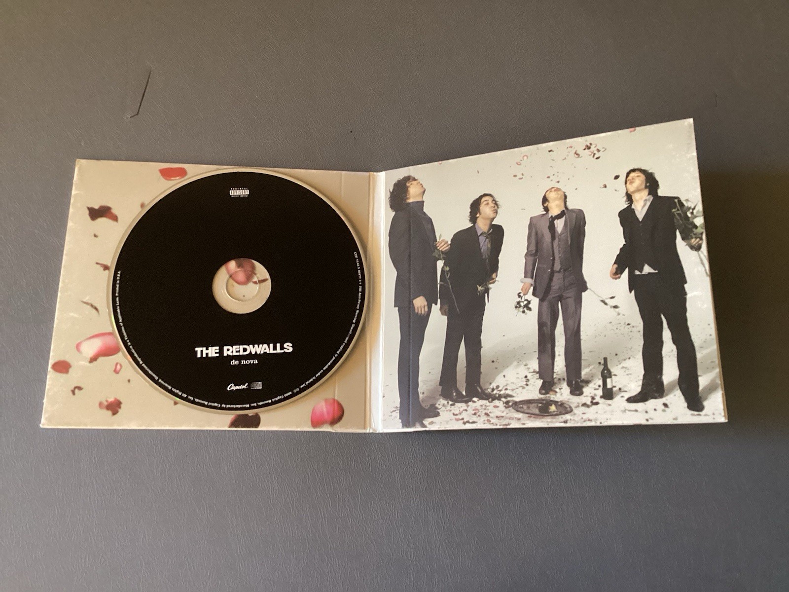 The Redwalls De Nova CD - Digisleeve w/Booklet- 2005 Capitol - EX