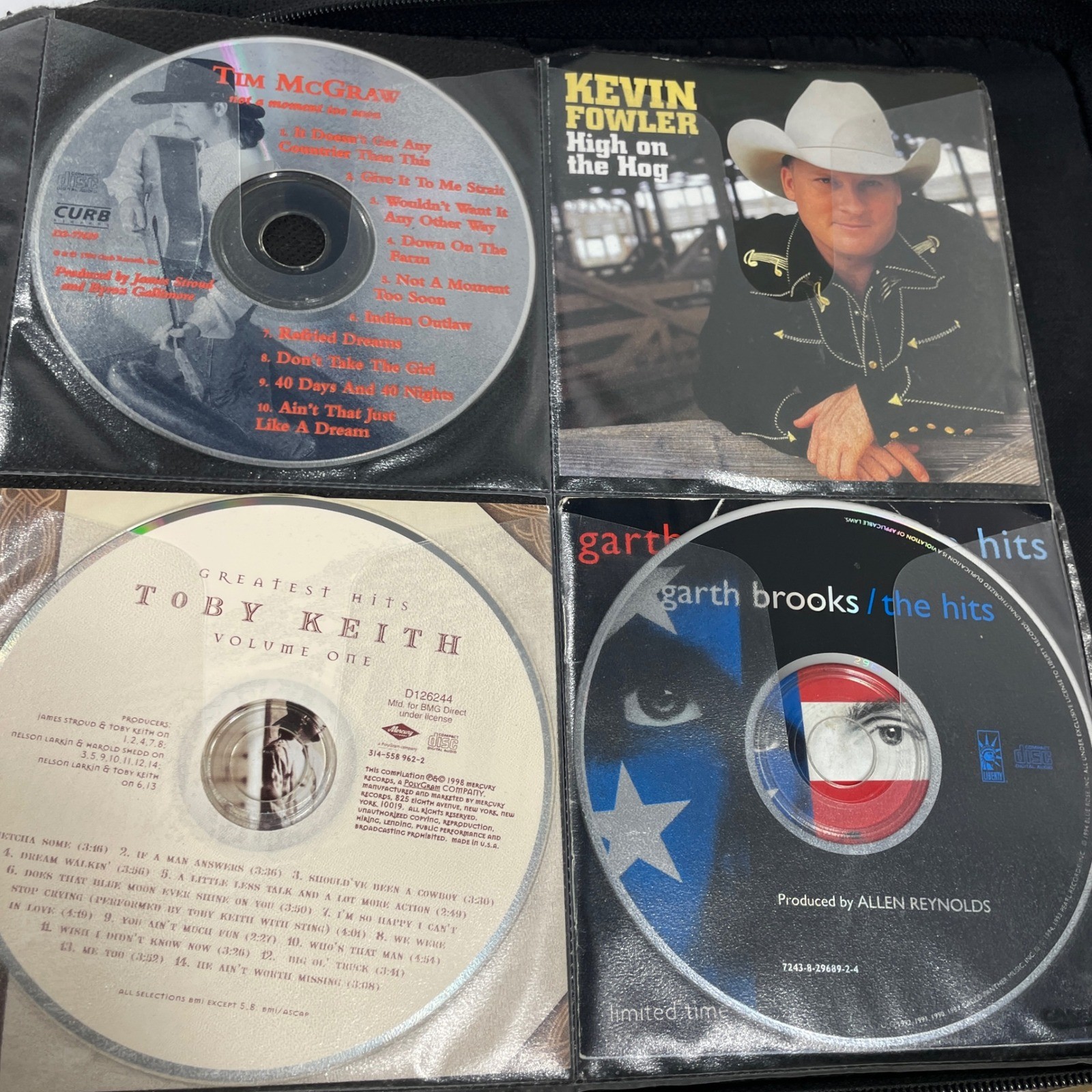 80+ Mixed CDs w/ Vintage Zipper Case Rock Country Rap Pop Y2K Beatles Zeppelin