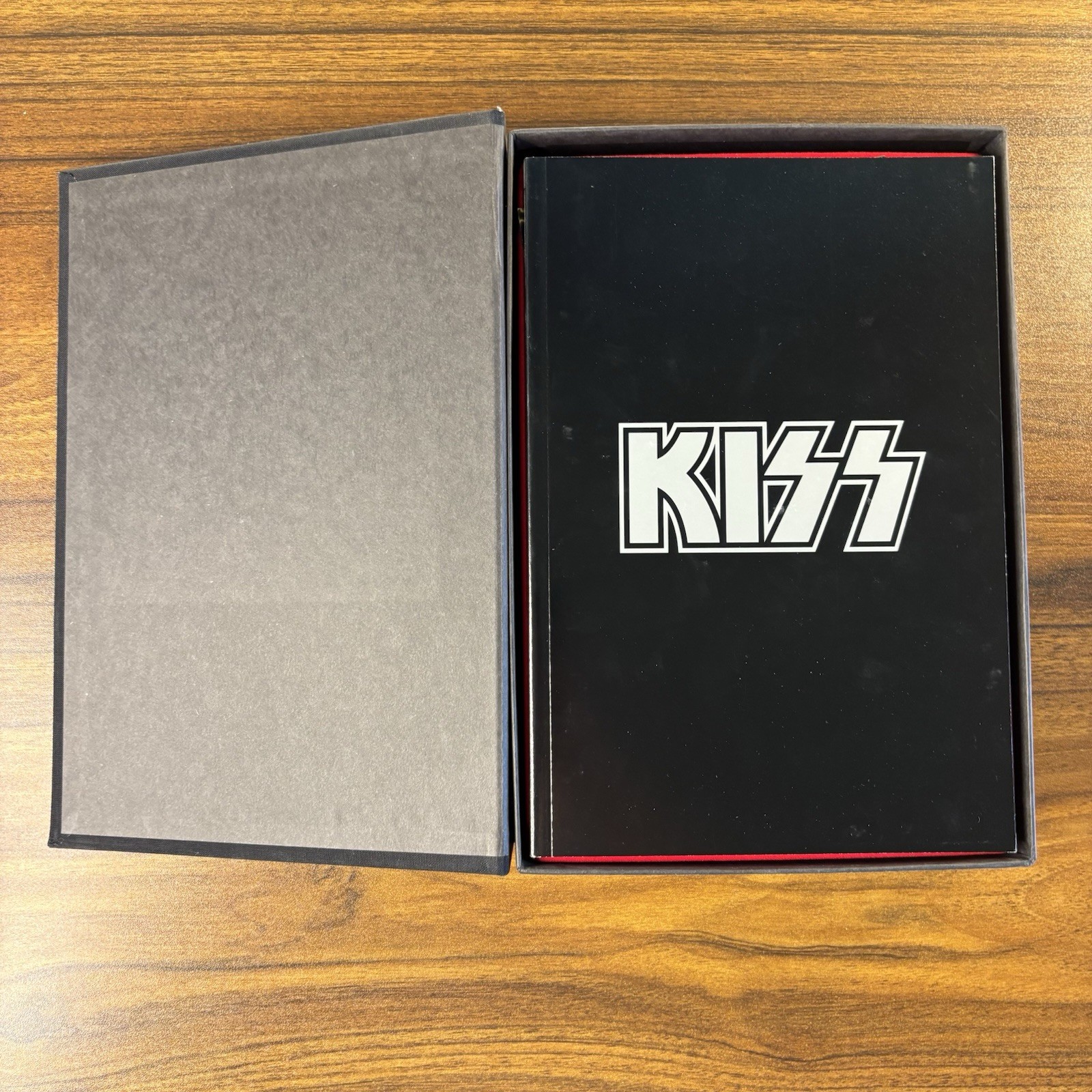 Kiss CD Box set (5 CDs) Released In 2001
