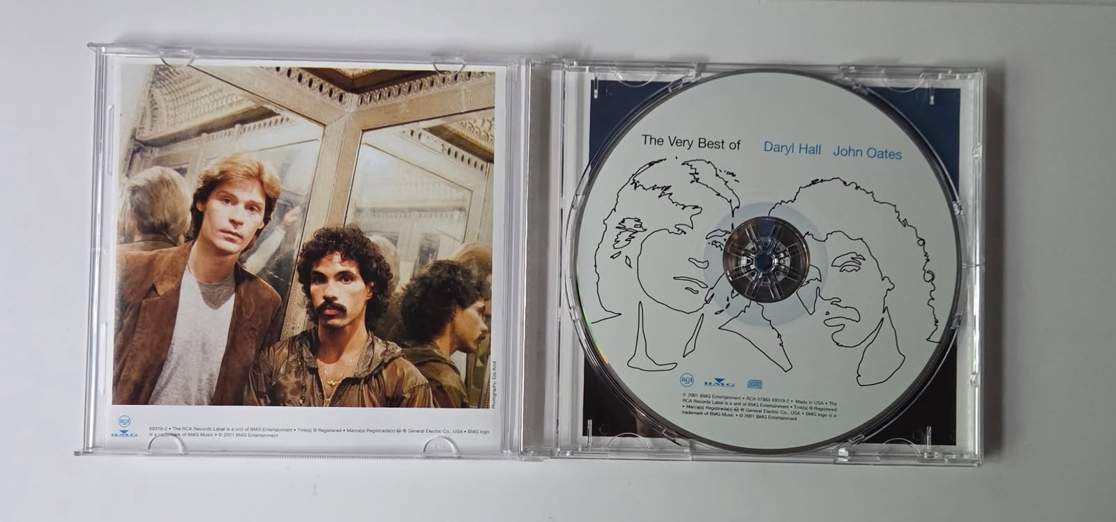 Hall & Oates - The Very Best Of Daryl Hall and John Oates CD/ LIKE NEW CONDITION