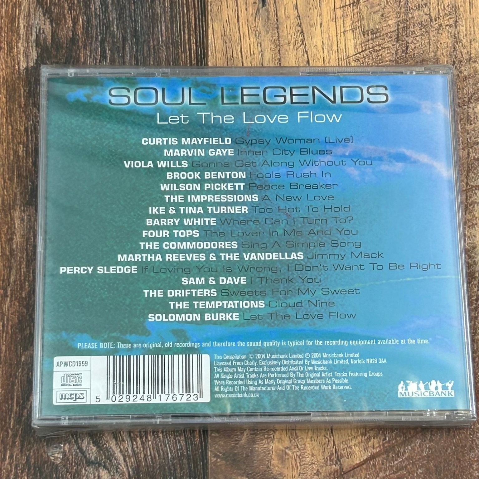 Soul Legends – Let The Love Flow CD 2004 R&B Soul Compilation Musicbank