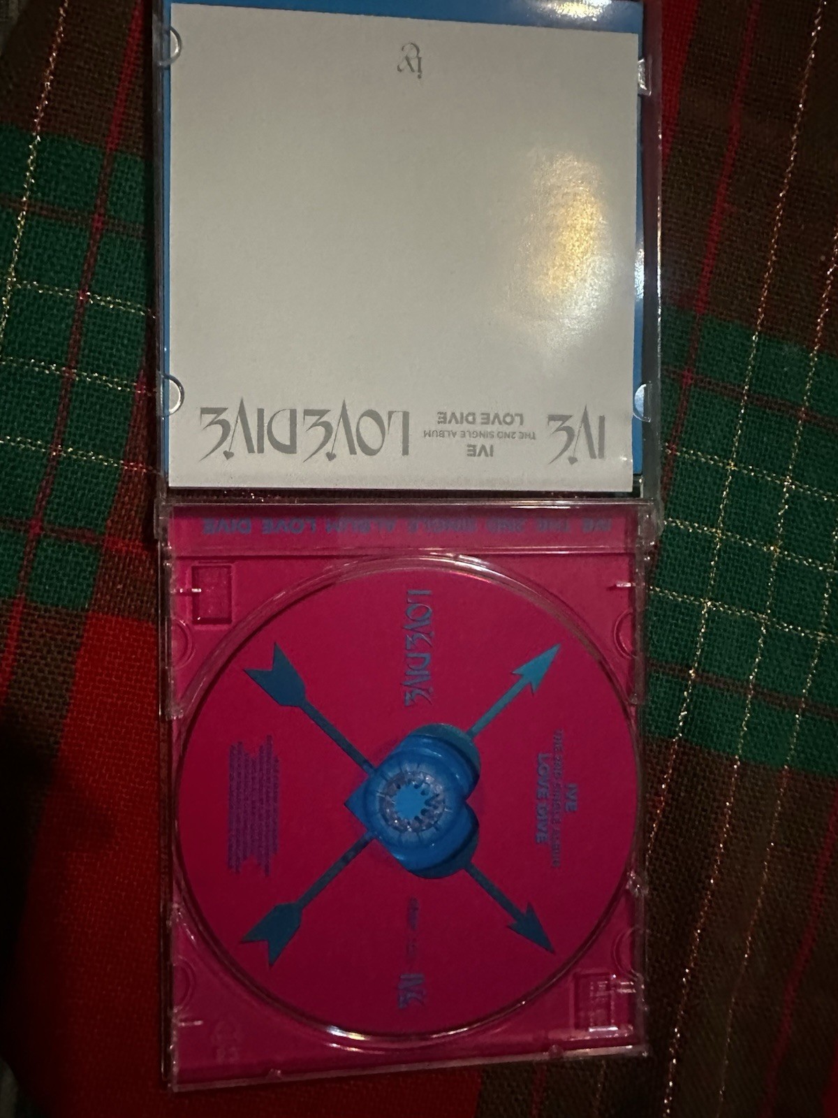 IVE - Love Dive - The 2nd Single Album (CD, 2022, Made In Korea, Starship) Liz