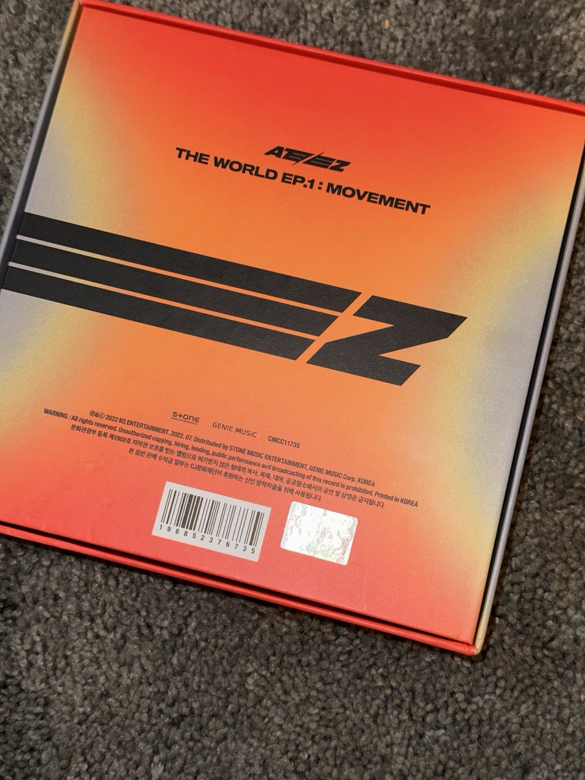 ATEEZ THE WORLD EP.1 : MOVEMENT CD K-Pop KQ ENTERTAINMENT 2022 Signed Album