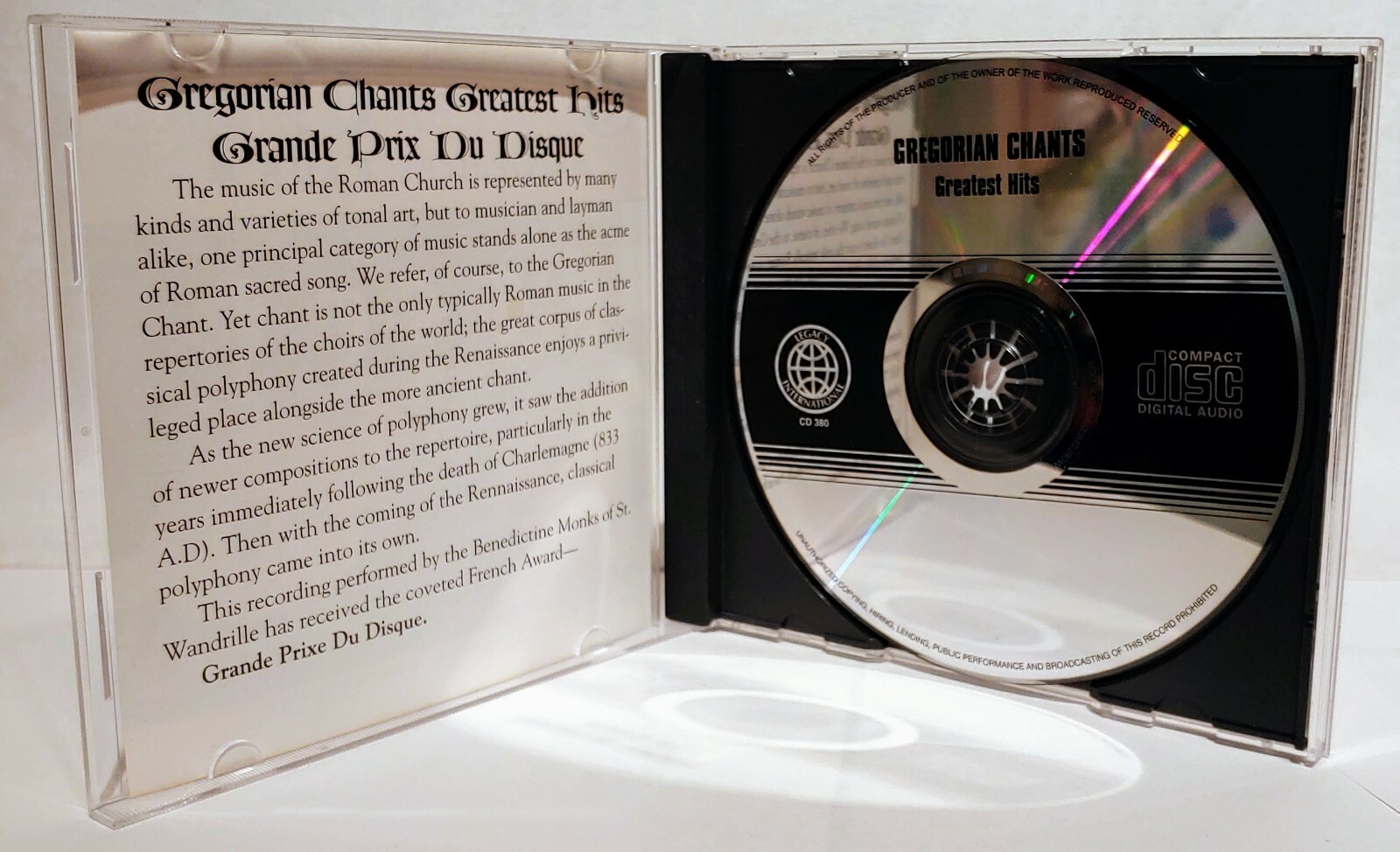 Gregorian Chants: Greatest Hits (CD, Dec-1993, Legacy Recordings) NICE !