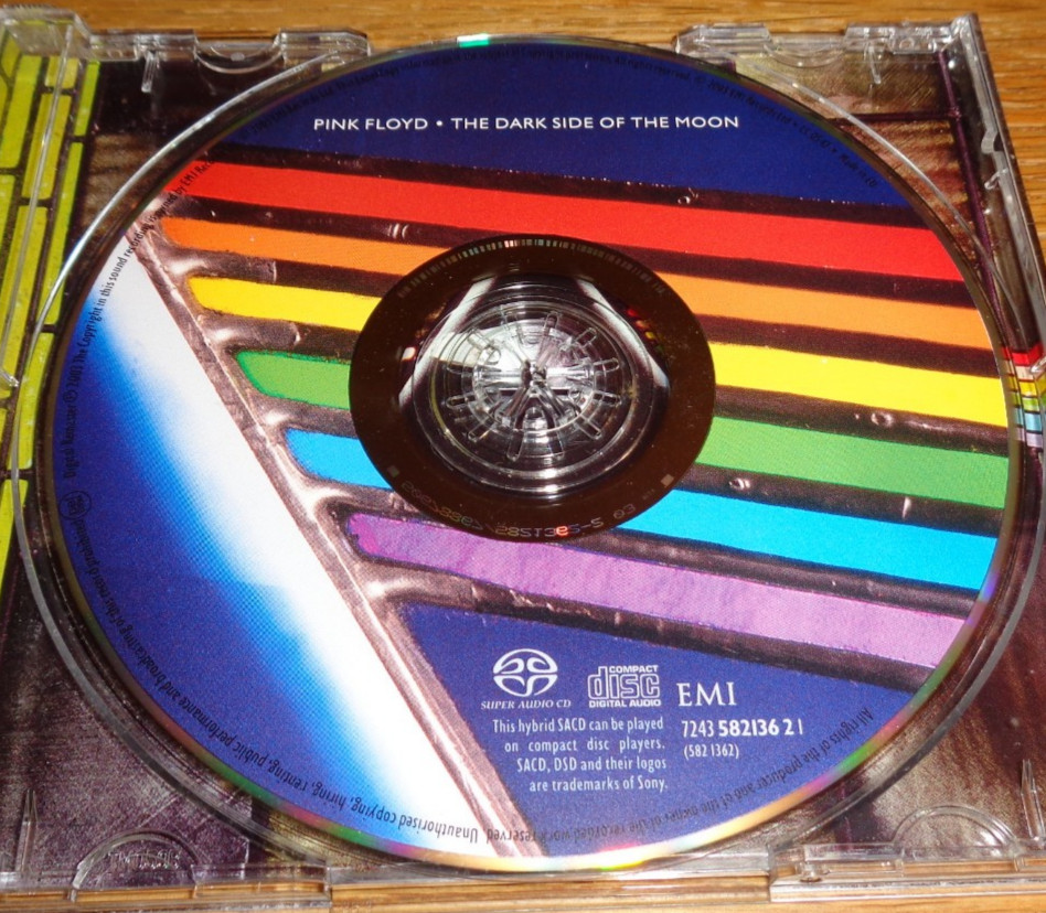 Pink Floyd Dark Side Of The Moon Gold SACD Capitol 5.1 Surround UK 30th Hybrid