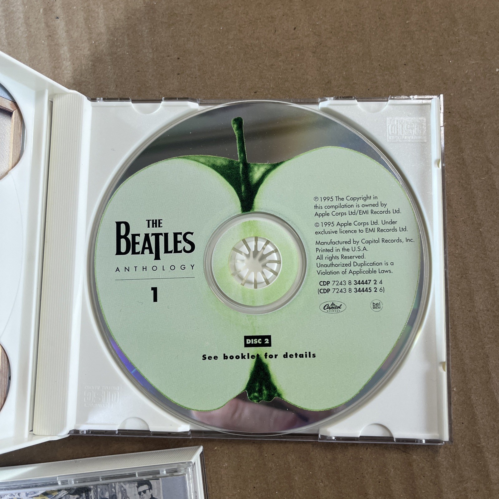 The Beatles Lot of 4 CDs SGT Peppers Lonely Anthology British Invasion McCartney