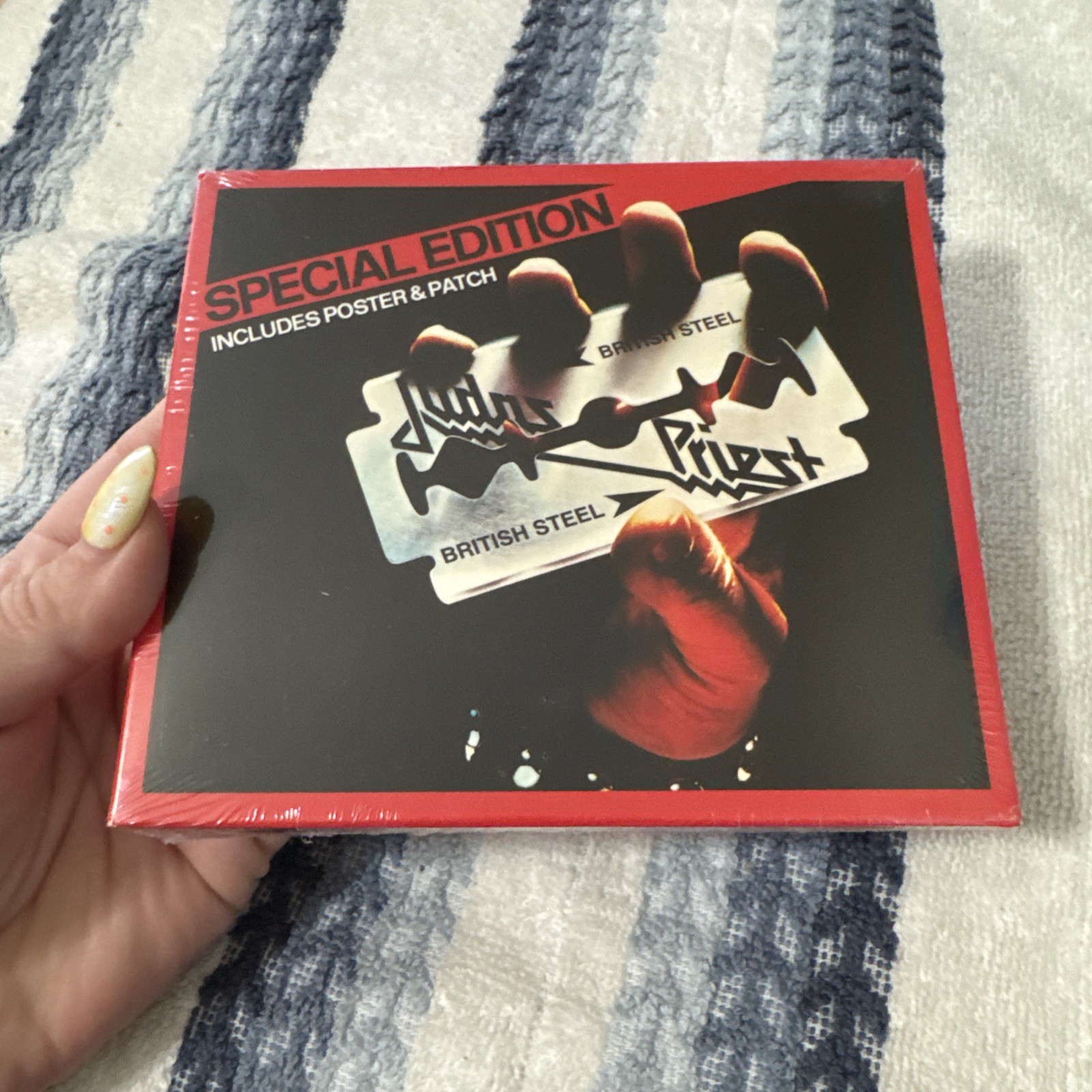 NEW* JUDAS PRIEST- BRITISH STEEL CD Special EDT 2 BONUS TRACKS *POSTER & PATCH*
