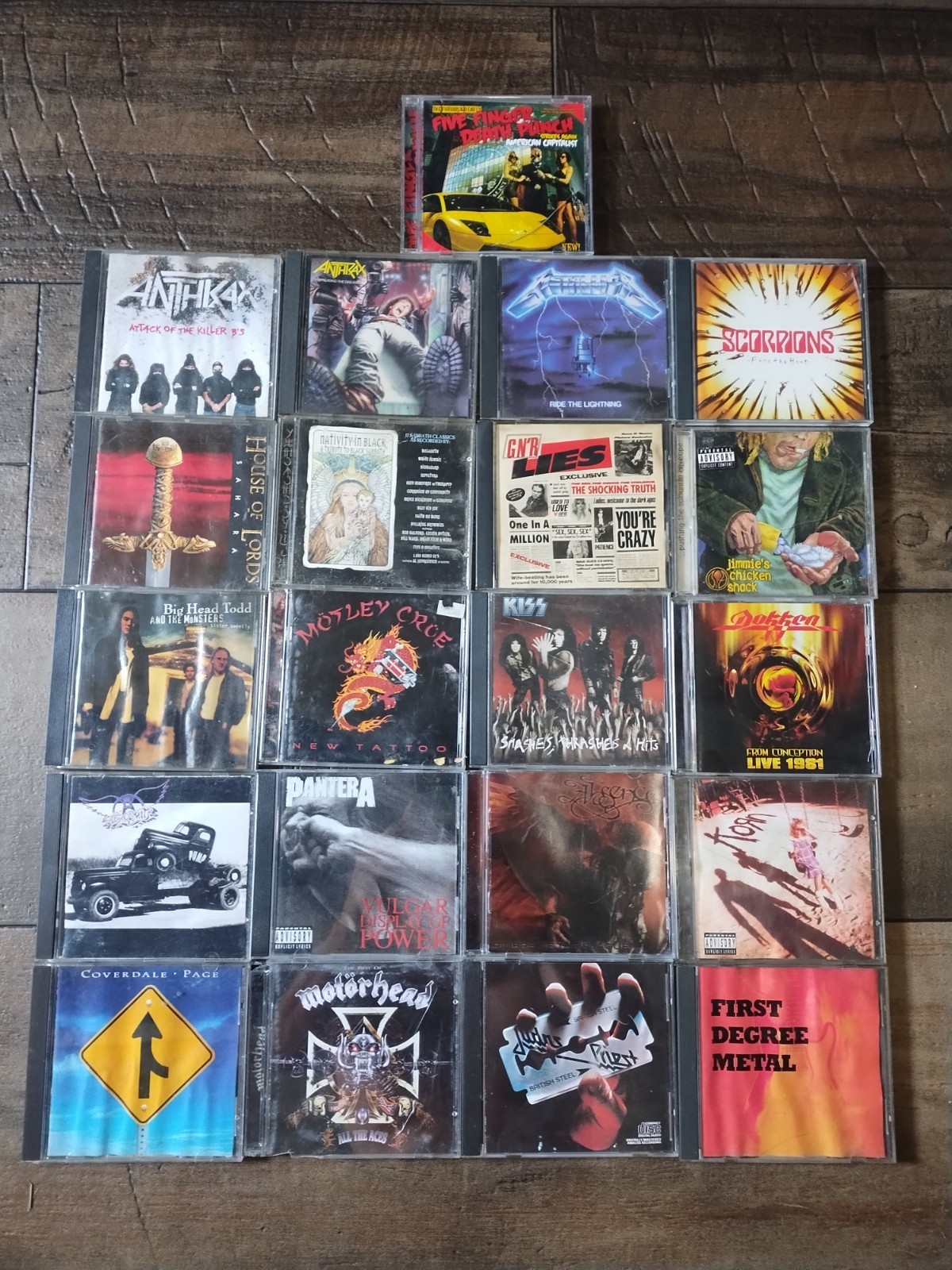 Lot Of 21 Thrash Metal CDs Motorhead, Metallica, Anthrax, Pantera, Kiss