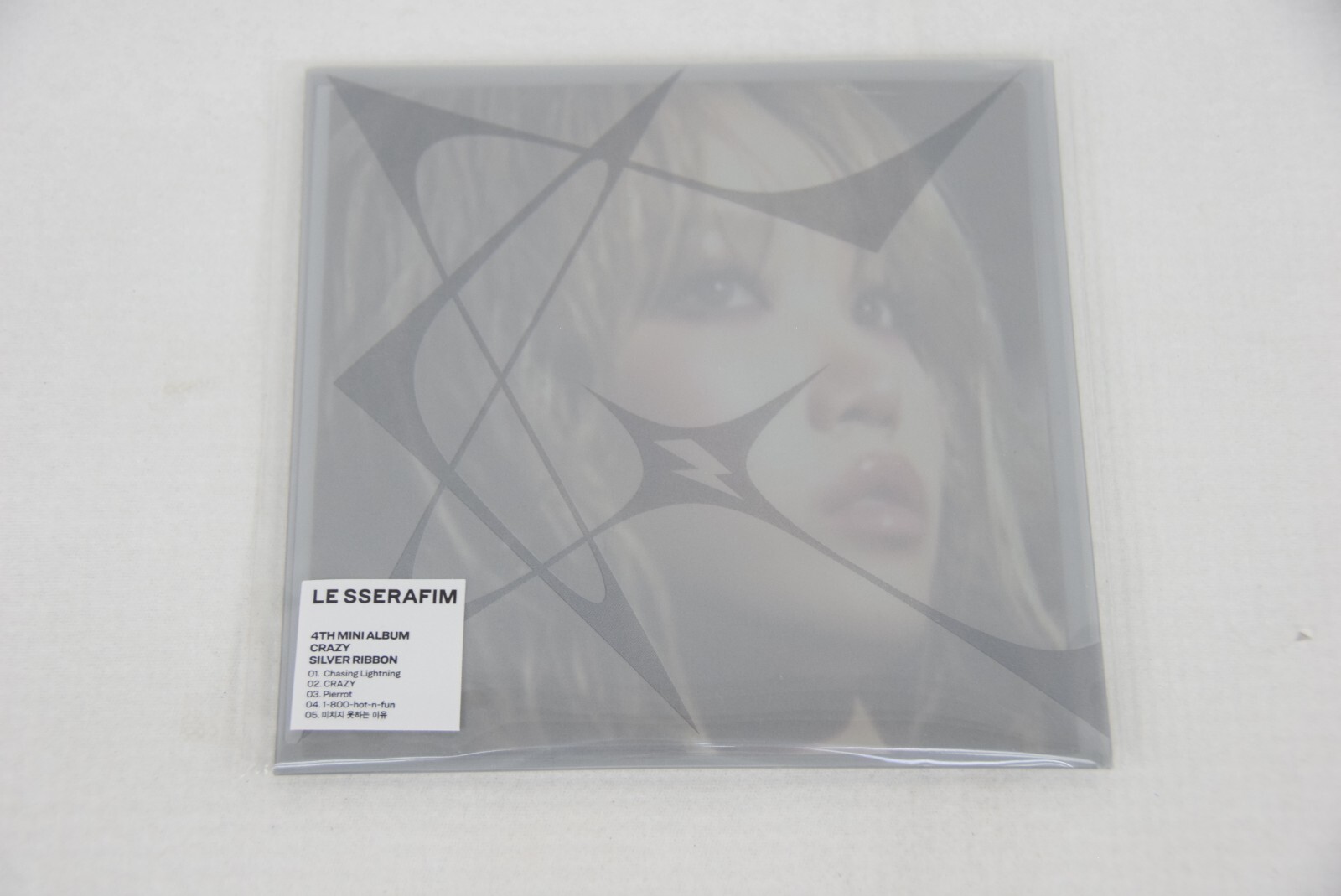 Le Sserafim 4th Mini Album Crazy (Target Exclusive, CD)