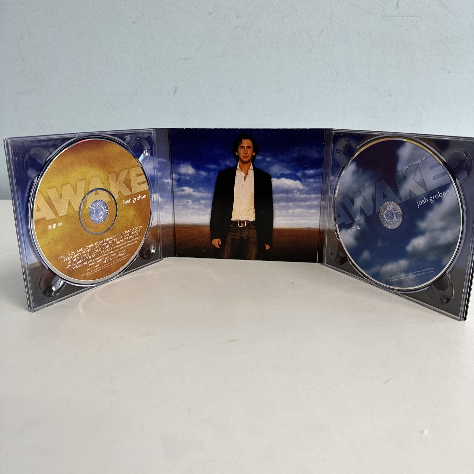 Awake Josh Groban DVD and CD Set Excellent condition 15 Tracks and 33 min DVD ma