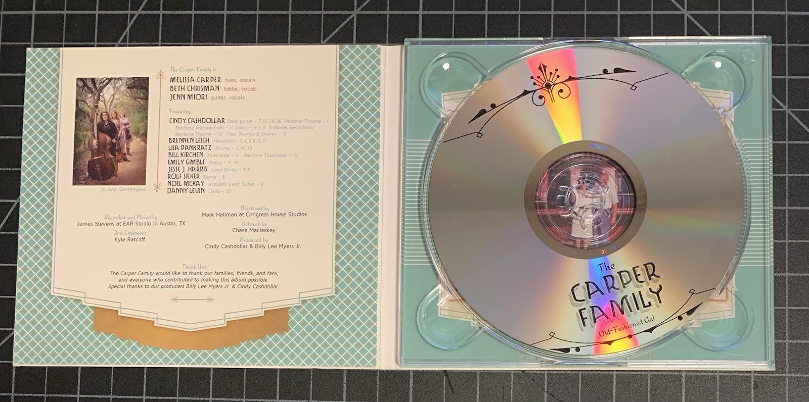 2013 The Carper Family - Old-Fashioned Gal digipak Cd