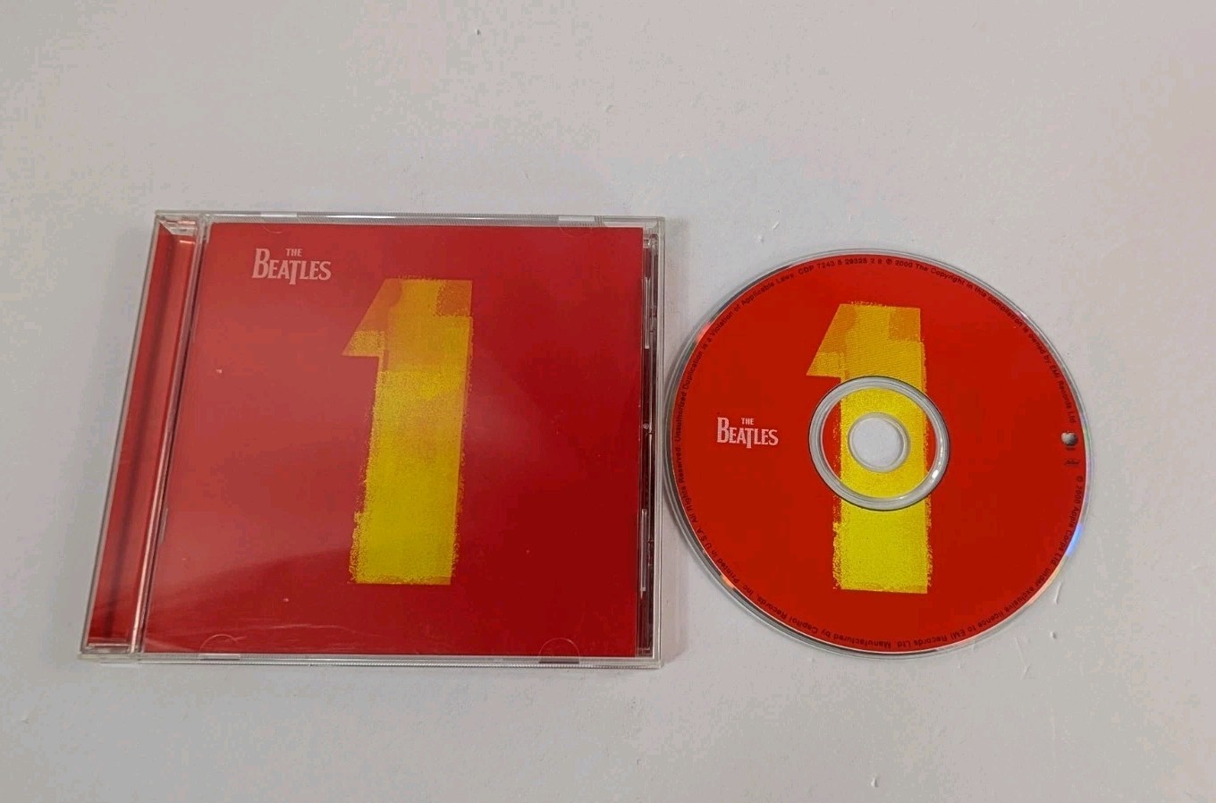 The Beatles 1 CD 2000 EMI Capitol Apple Records