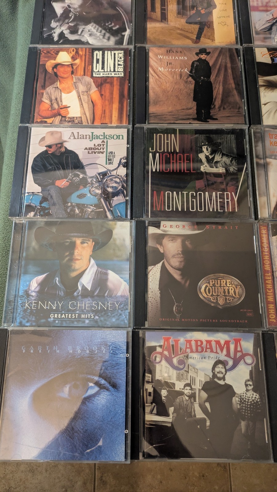 Lot Of 25 Vintage 1990s Country Music CDs. Garth Brooks, George Strait, etc.,