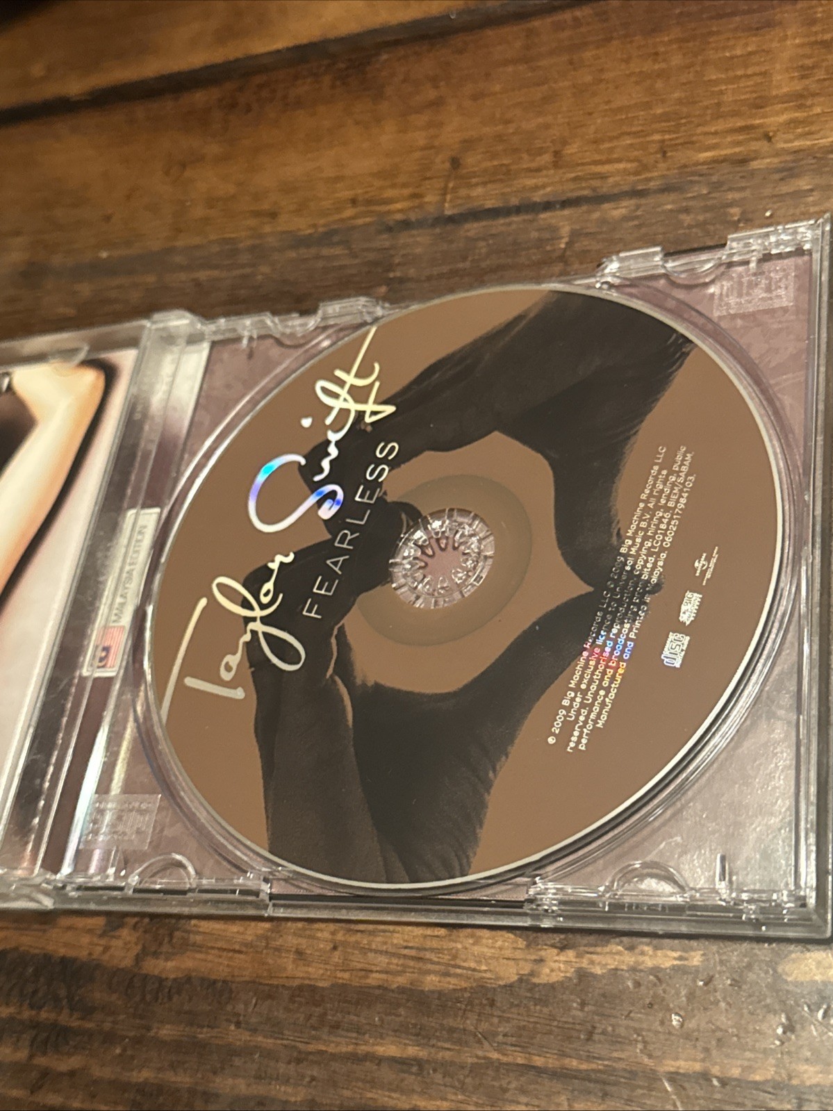 Taylor Swift Fearless (CD) 2009 Malaysia Edition Rare HOLOGRAM Tested