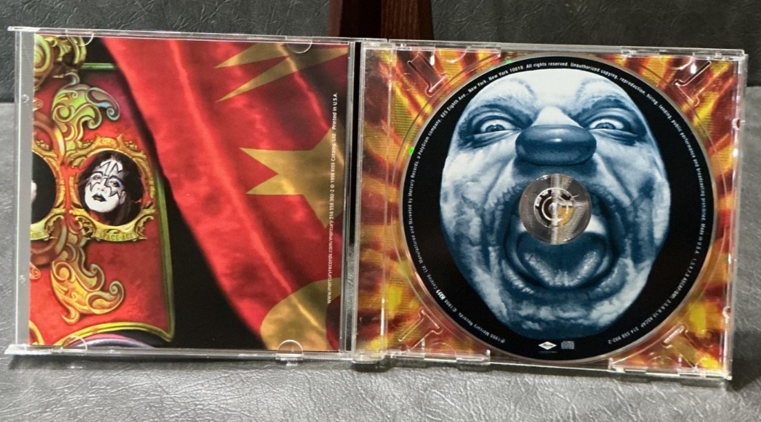 KISS Psycho Circus Enhanced CD Holographic Version Gene Simmons Paul Stanley