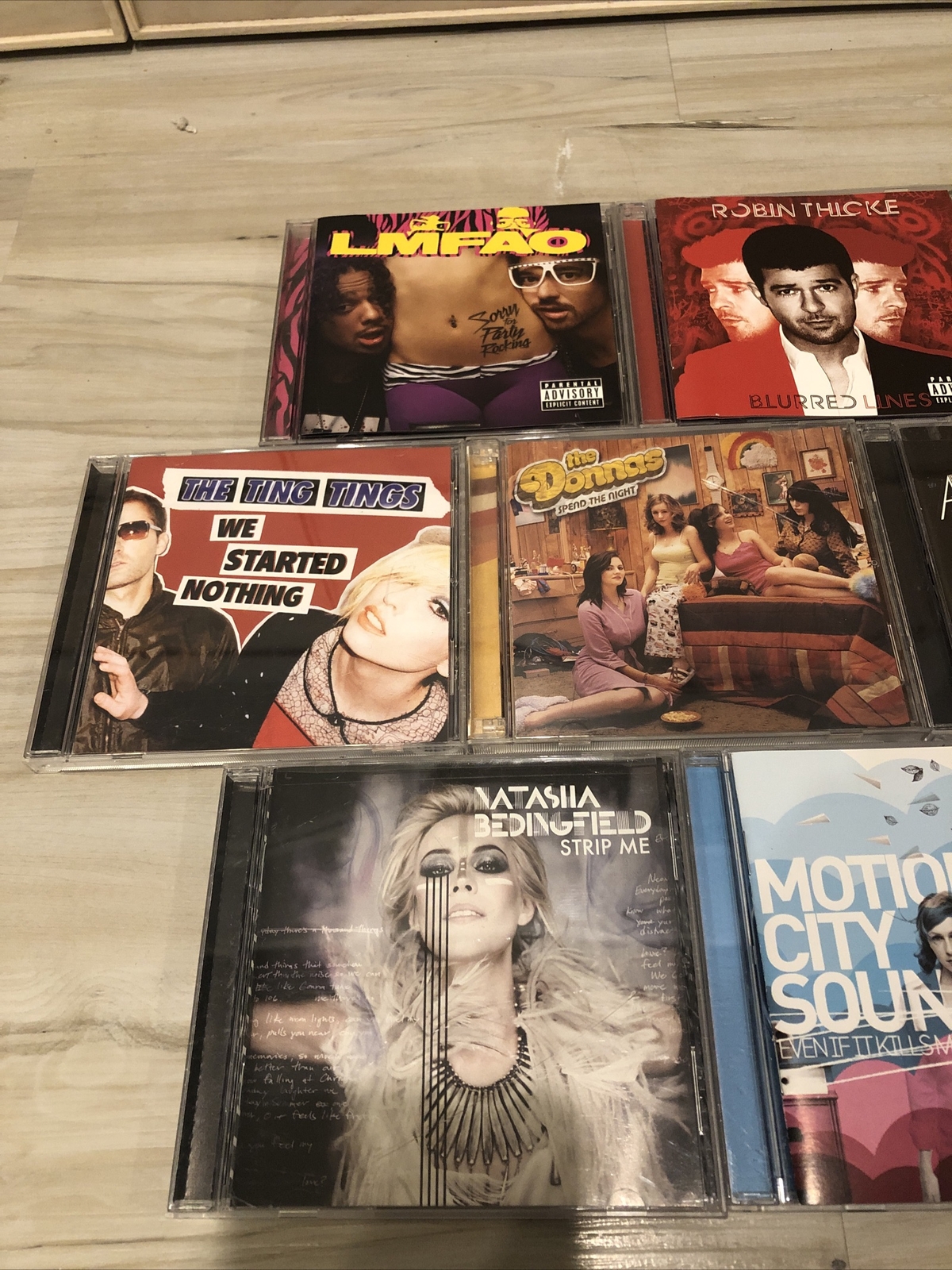 2000s Pop Rock Lot Of 10 Robin Thicke Kesha Sam Hunt Ting Tings Cher Lloyd CDs