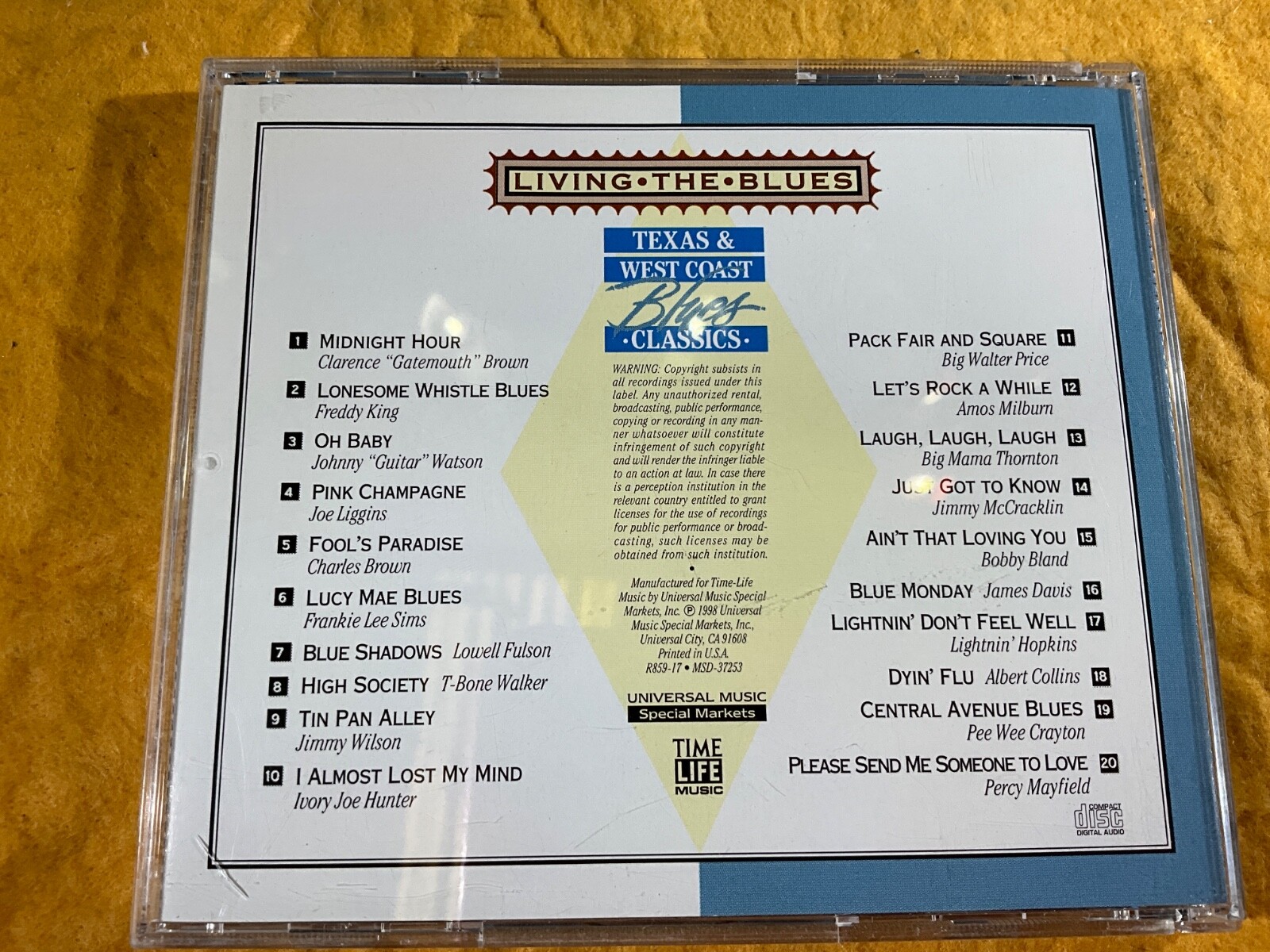 H12-13 LIVING THE BLUES Texas & West Coast Classics - 1998 - MSD-37253 -CD BLUES