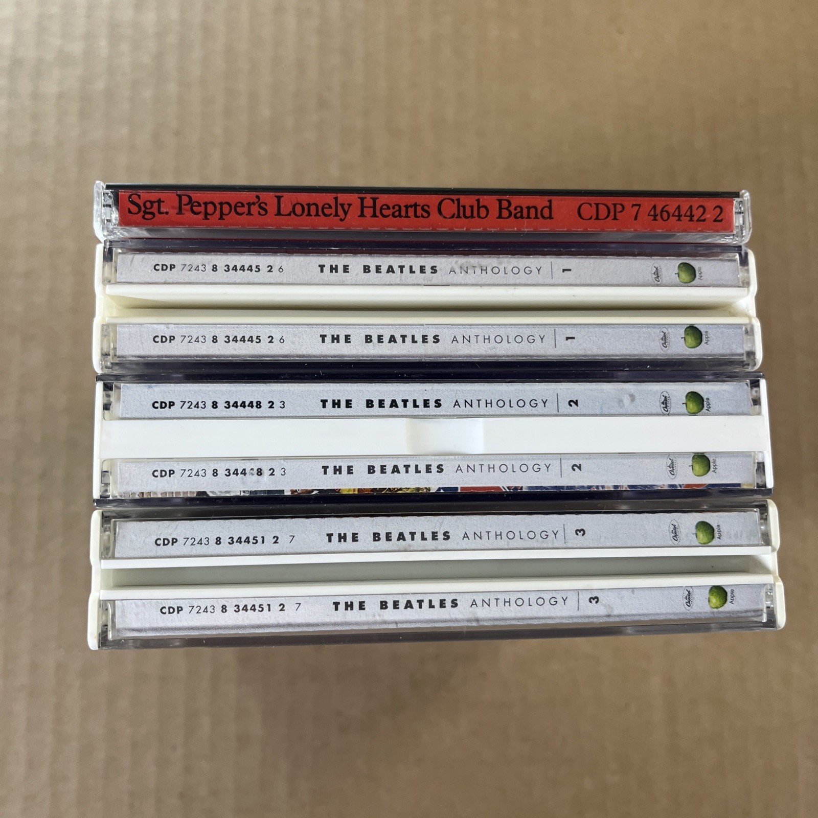 The Beatles Lot of 4 CDs SGT Peppers Lonely Anthology British Invasion McCartney