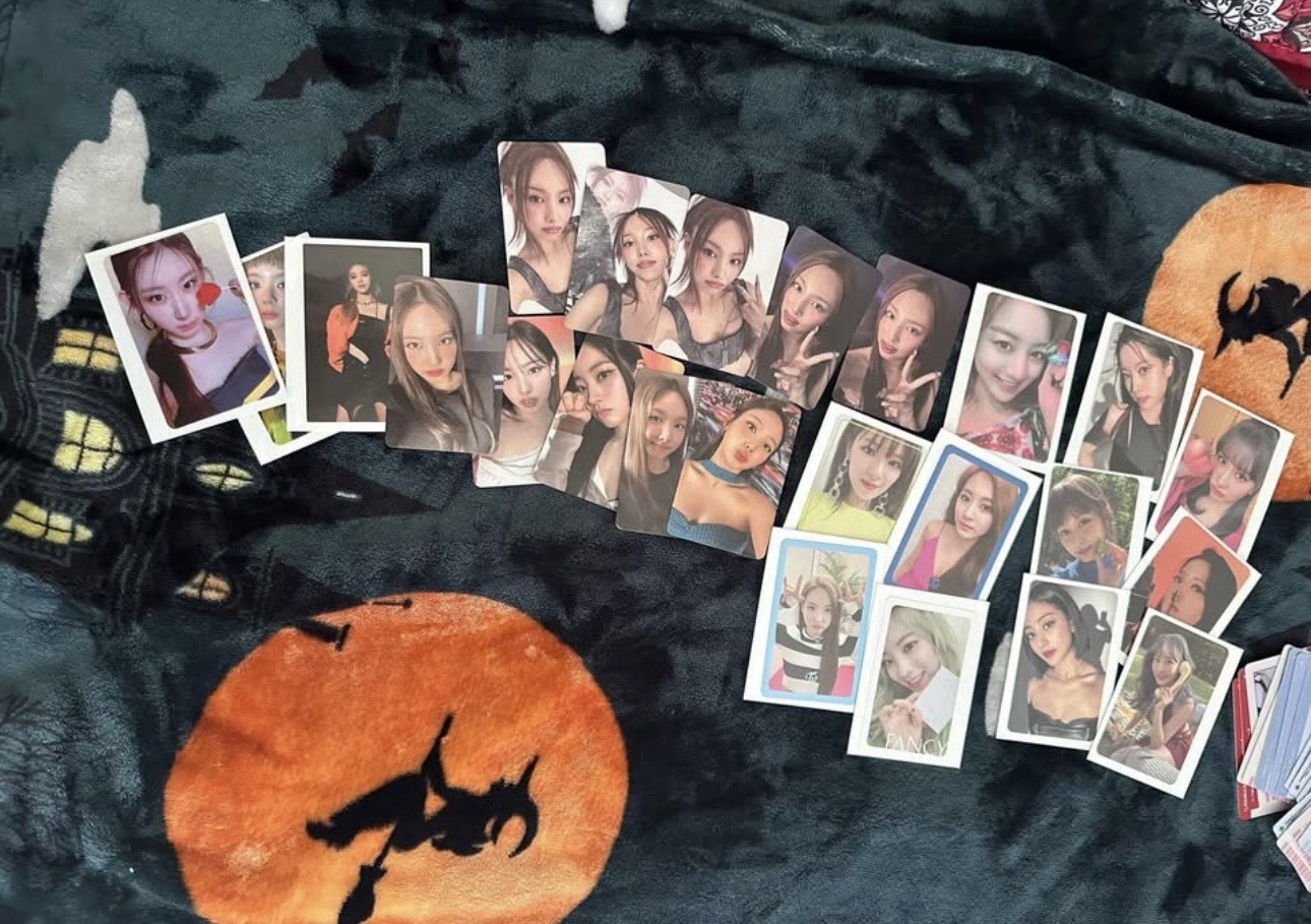 Kpop Album Bundle (mostly twice)￼+ Other Groups And + All Inclusions
