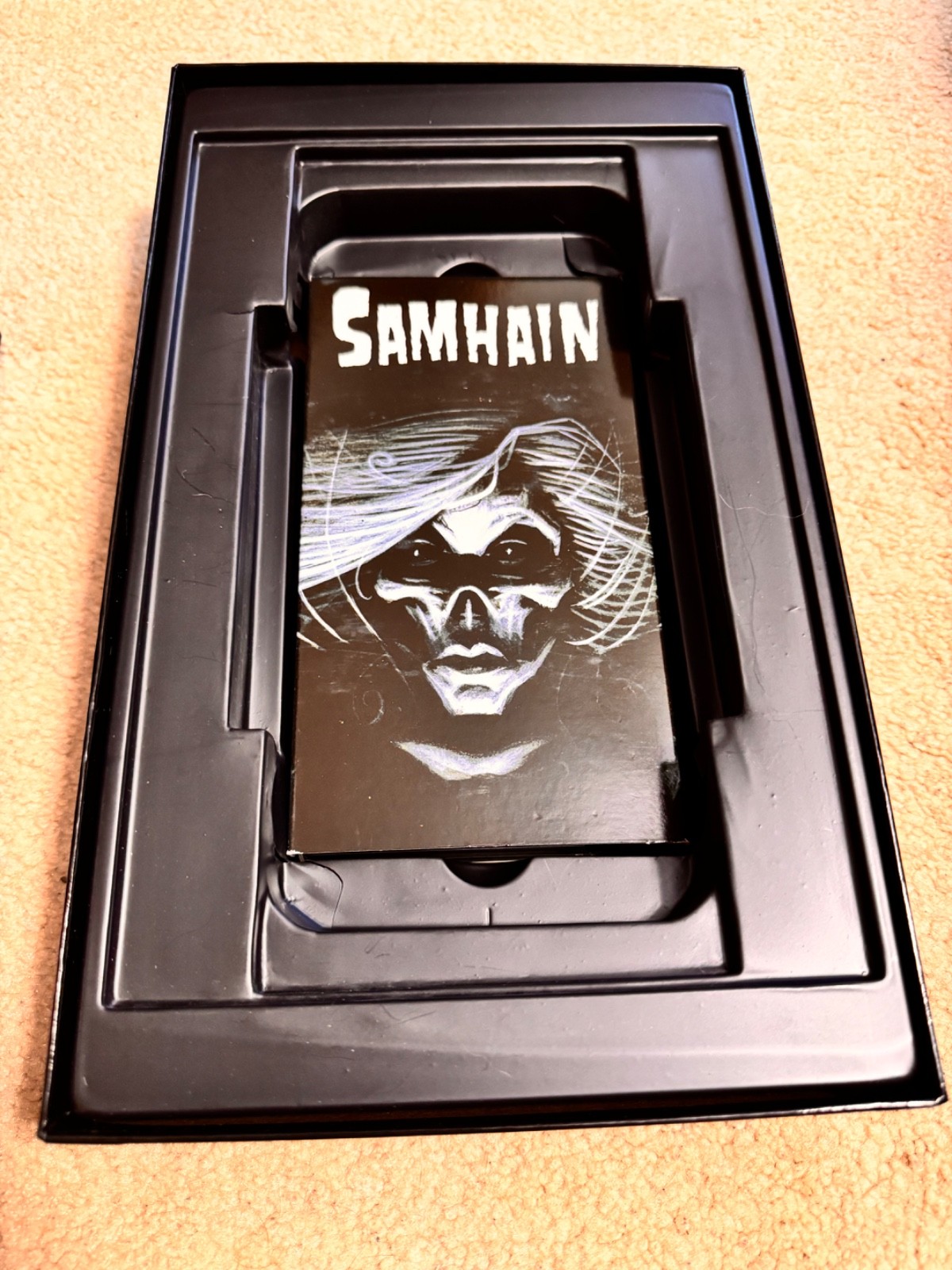 Samhain Box Set (complete) w/super rare Scarecrow Beast Pin.