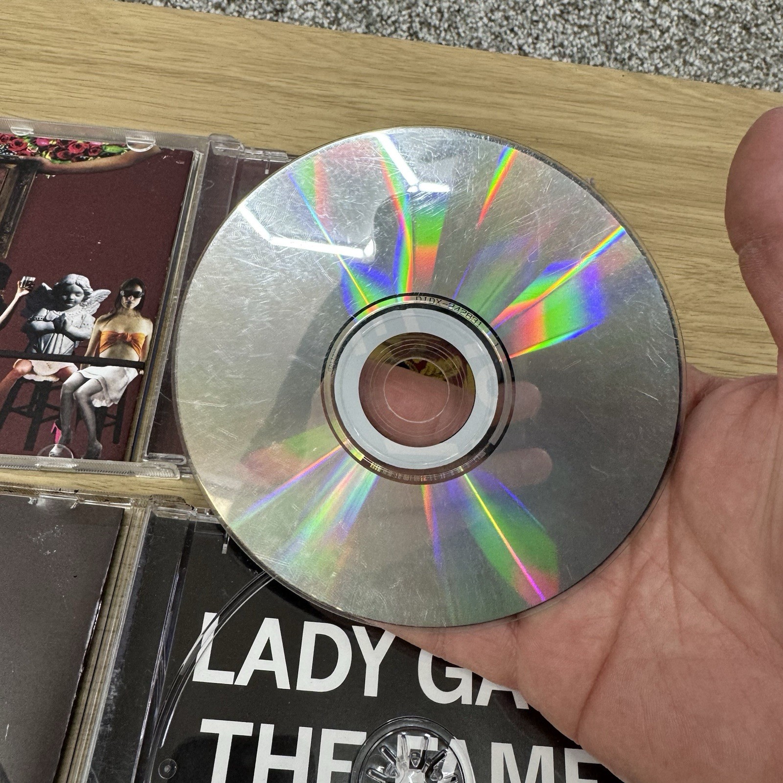 Lot Of 4 Scratched CDs 2 Britney Spears , Lady Gaga, Panic At The Disco Complete