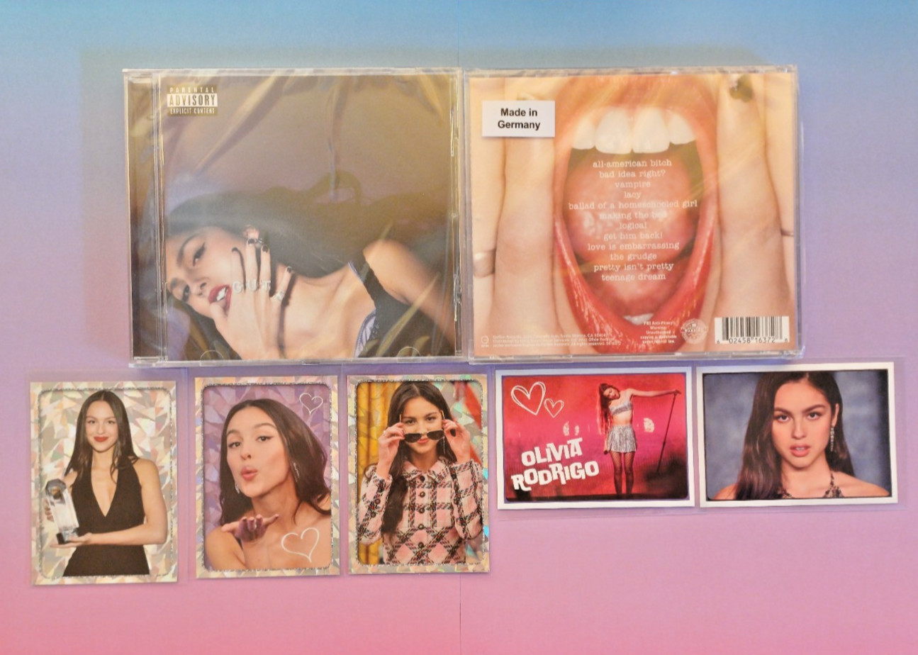 OLIVIA RODRIGO GUTS CD (SEALED) GEFFEN RECORDS 2023 + 5 PANINI STICKERS