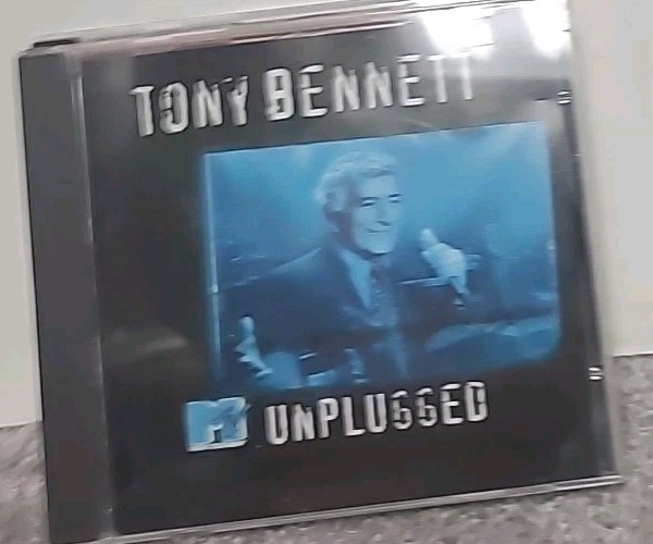 Lot of 8 Easy Listening Pop Jazz CDs Perry Como Barry Manilow Tony Bennett VCG