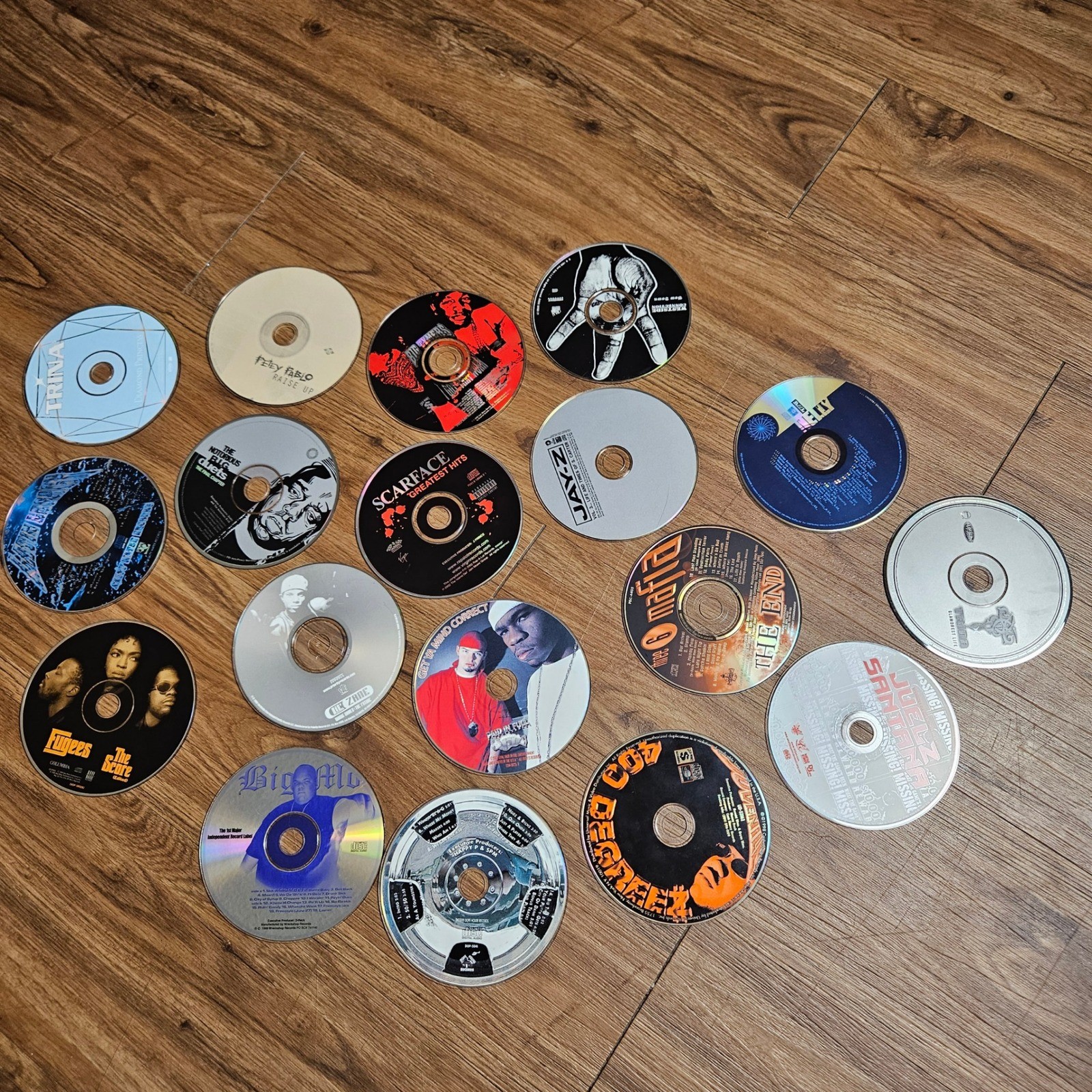 Lot of 18 Hip Hop Rap R&B CDs Jay-Z Biggie Fugees Three 6 Mafia Scarface Nelly
