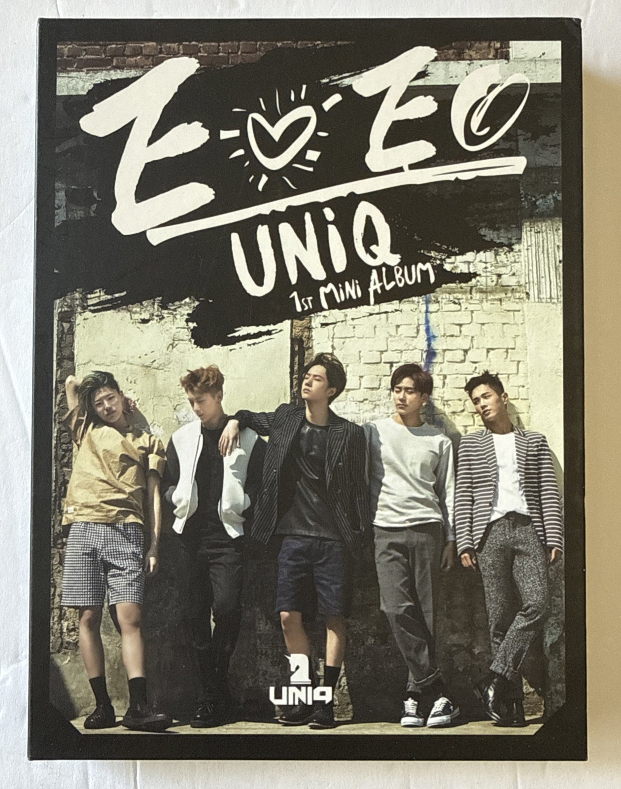 Uniq Eoeo first mini Album Korean ver CD Photobooklet Loen Entertainment Kpop