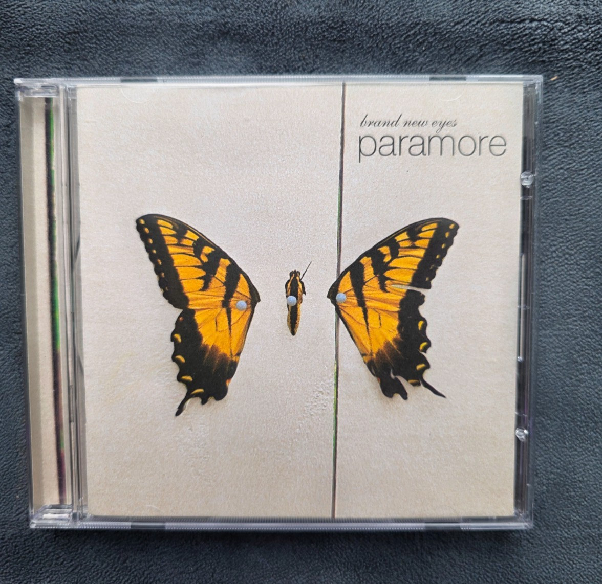 PARAMORE BRAND NEW EYES CD