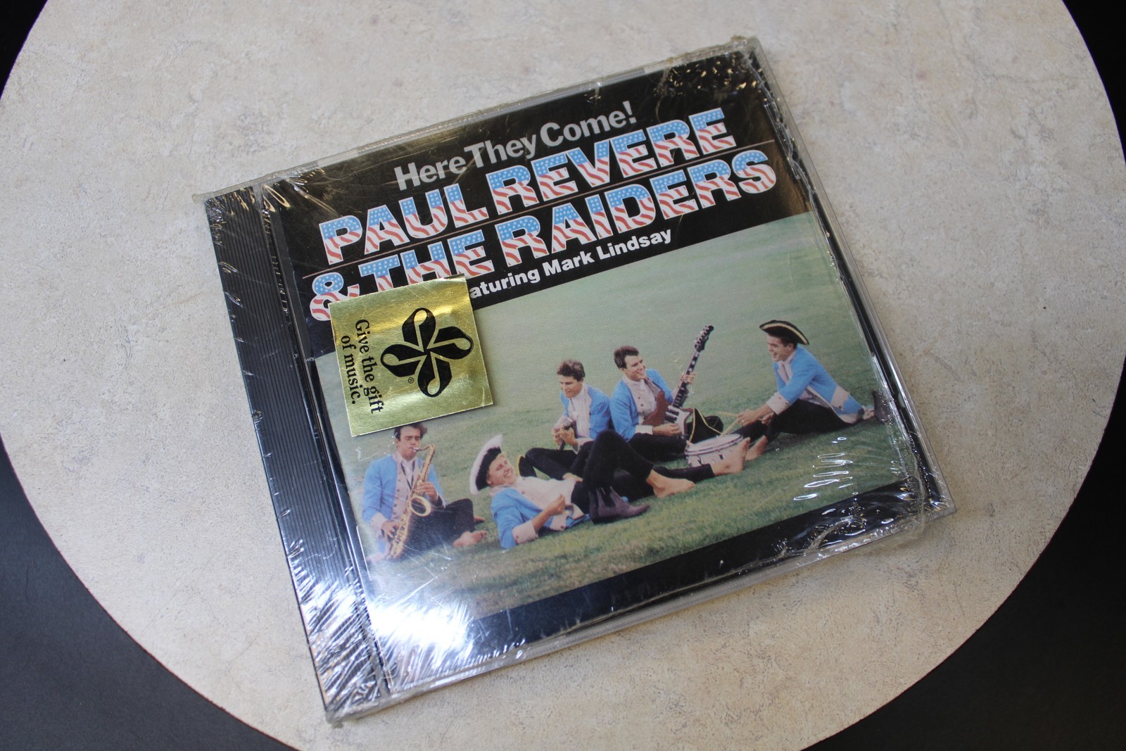 Paul revere & the raiders - Here they come featuring mark lindsay